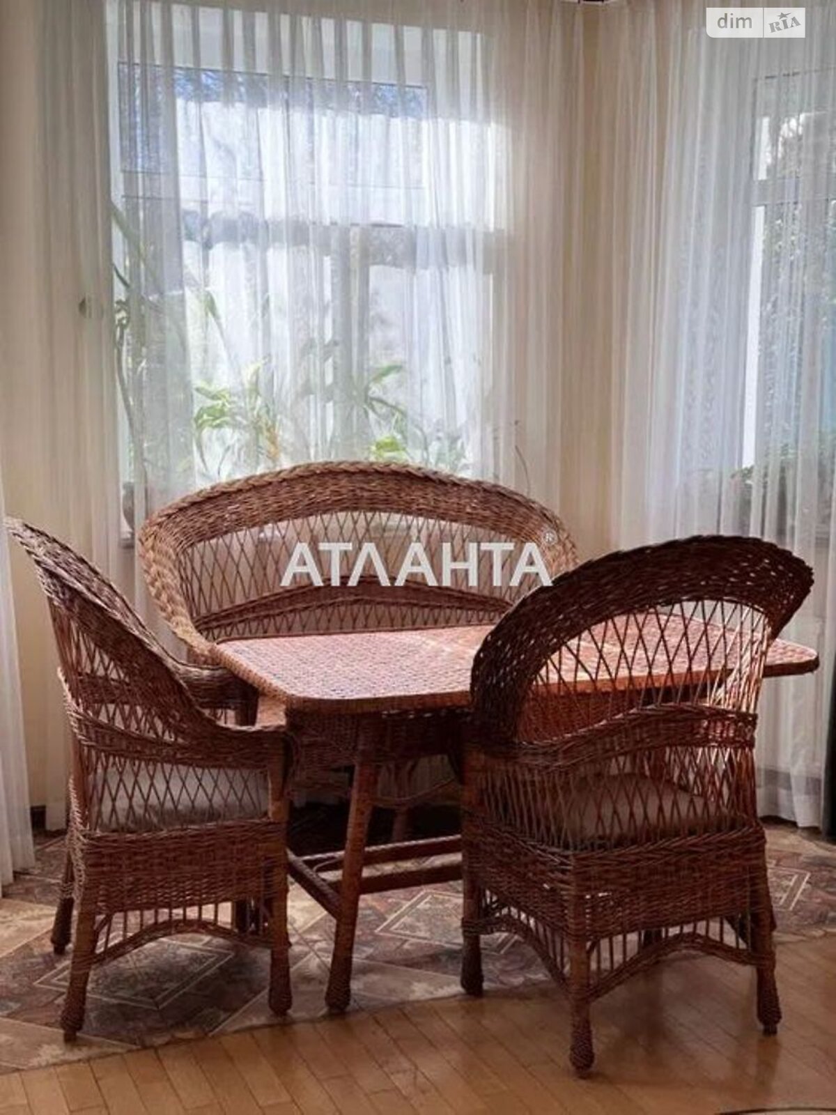 триповерховий будинок бесідка, 222.5 кв. м, ракушечник (ракушняк). Продаж в Одесі, район Пересипський фото 2 триповерховий будинок бесідка, 222.5 кв. м, ракушечник (ракушняк). Продаж в Одесі, район Пересипський фото 2