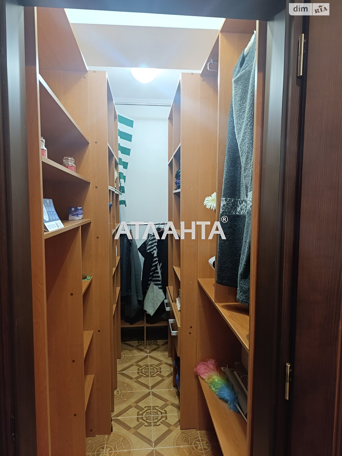 триповерховий будинок бесідка, 222.5 кв. м, ракушечник (ракушняк). Продаж в Одесі, район Пересипський фото 2 триповерховий будинок бесідка, 222.5 кв. м, ракушечник (ракушняк). Продаж в Одесі, район Пересипський фото 2