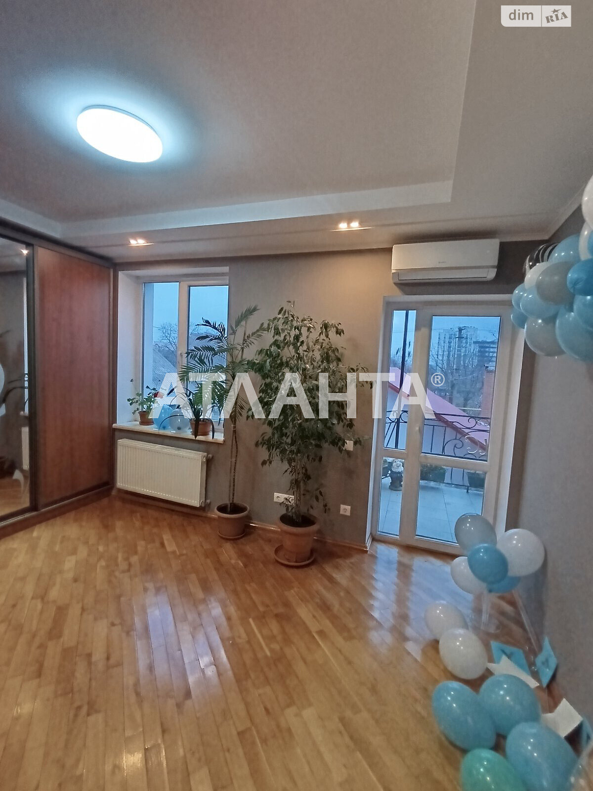 триповерховий будинок бесідка, 222.5 кв. м, ракушечник (ракушняк). Продаж в Одесі, район Пересипський фото 2 триповерховий будинок бесідка, 222.5 кв. м, ракушечник (ракушняк). Продаж в Одесі, район Пересипський фото 2