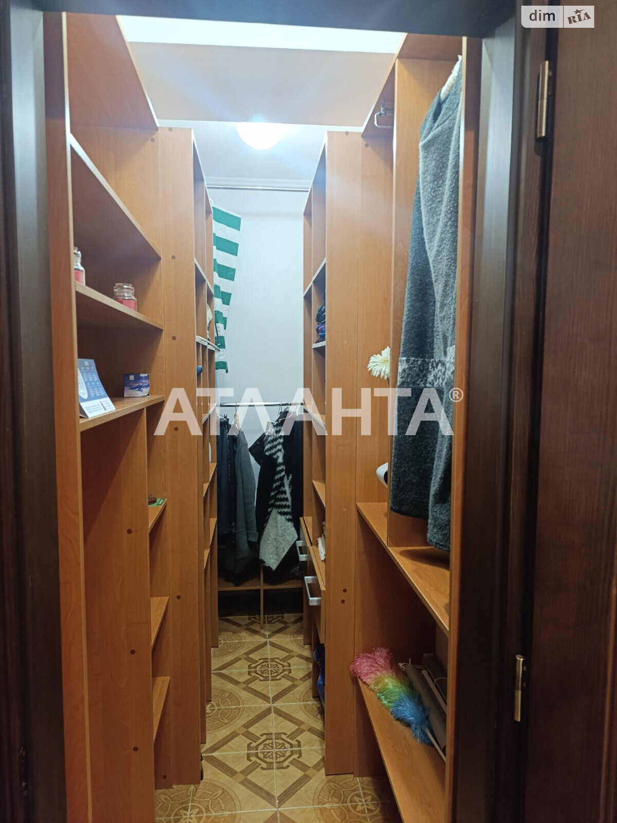 триповерховий будинок бесідка, 222.5 кв. м, ракушечник (ракушняк). Продаж в Одесі, район Пересипський фото 2 триповерховий будинок бесідка, 222.5 кв. м, ракушечник (ракушняк). Продаж в Одесі, район Пересипський фото 2