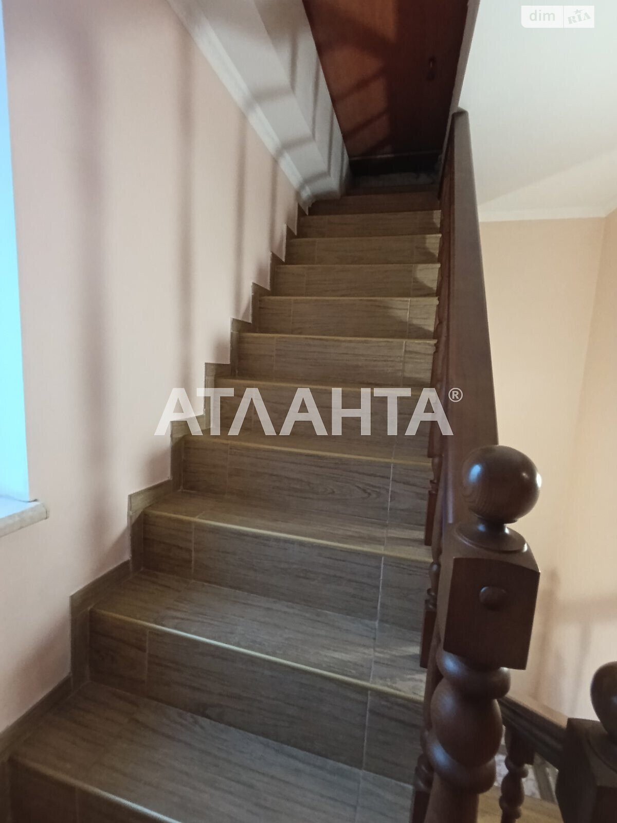 триповерховий будинок бесідка, 222.5 кв. м, ракушечник (ракушняк). Продаж в Одесі, район Пересипський фото 2 триповерховий будинок бесідка, 222.5 кв. м, ракушечник (ракушняк). Продаж в Одесі, район Пересипський фото 2