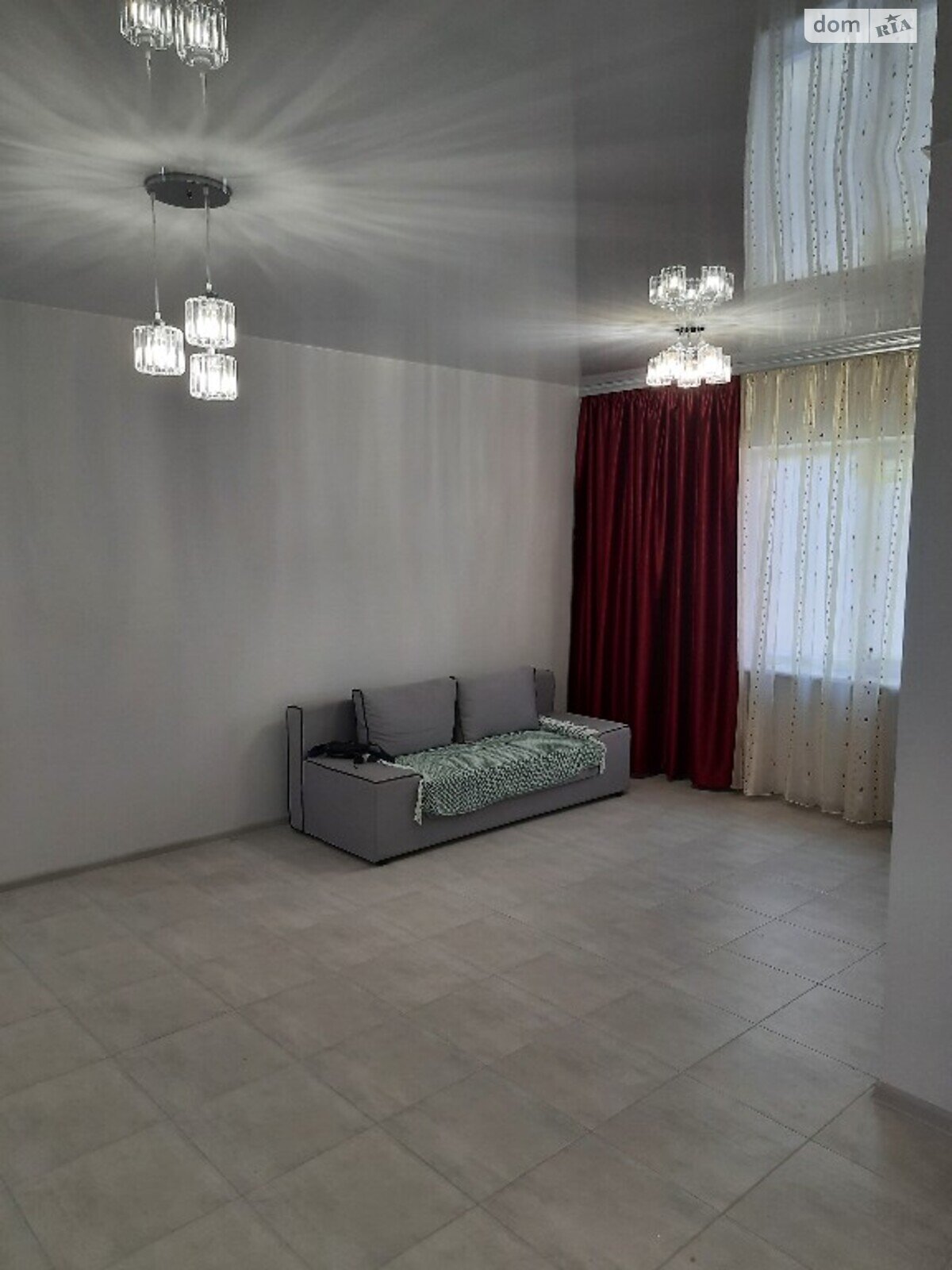 триповерховий таунхаус з мансардним поверхом, 132 кв. м, піноблок. Продаж у Ілічанці фото 1 триповерховий таунхаус з мансардним поверхом, 132 кв. м, піноблок. Продаж у Ілічанці фото 1