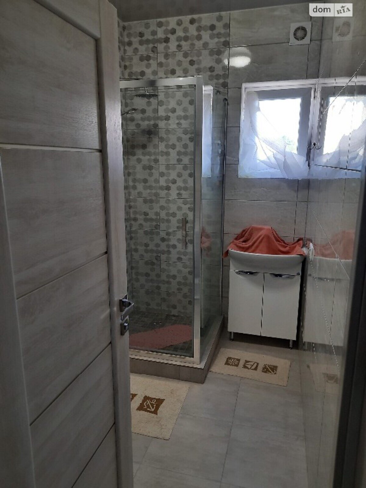 триповерховий таунхаус з мансардним поверхом, 132 кв. м, піноблок. Продаж у Ілічанці фото 1 триповерховий таунхаус з мансардним поверхом, 132 кв. м, піноблок. Продаж у Ілічанці фото 1