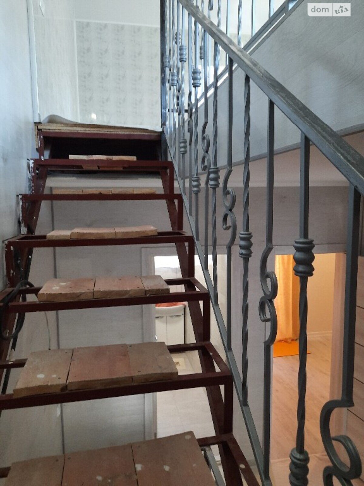 триповерховий таунхаус з мансардним поверхом, 132 кв. м, піноблок. Продаж у Ілічанці фото 1 триповерховий таунхаус з мансардним поверхом, 132 кв. м, піноблок. Продаж у Ілічанці фото 1