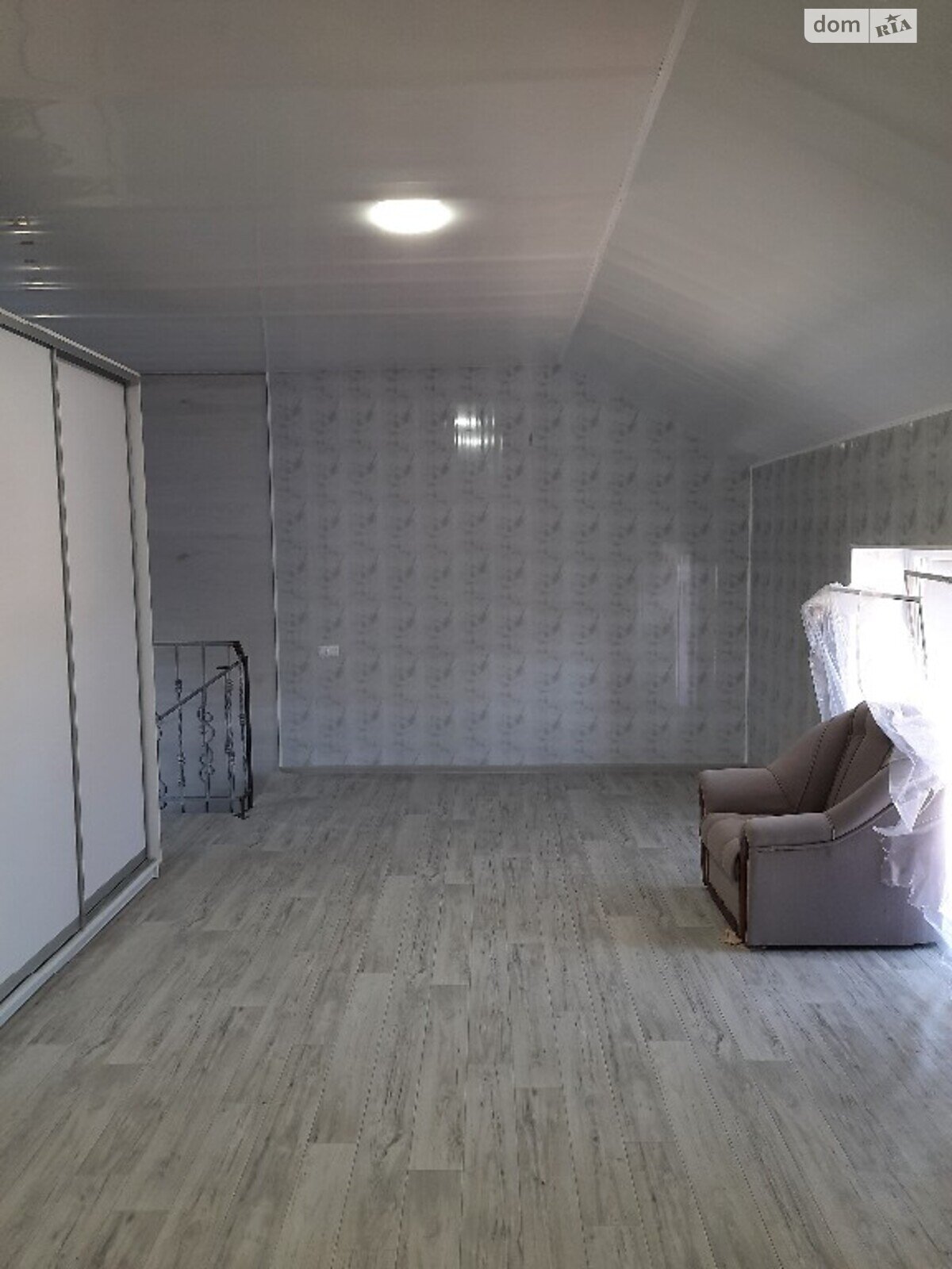 триповерховий таунхаус з мансардним поверхом, 132 кв. м, піноблок. Продаж у Ілічанці фото 1 триповерховий таунхаус з мансардним поверхом, 132 кв. м, піноблок. Продаж у Ілічанці фото 1