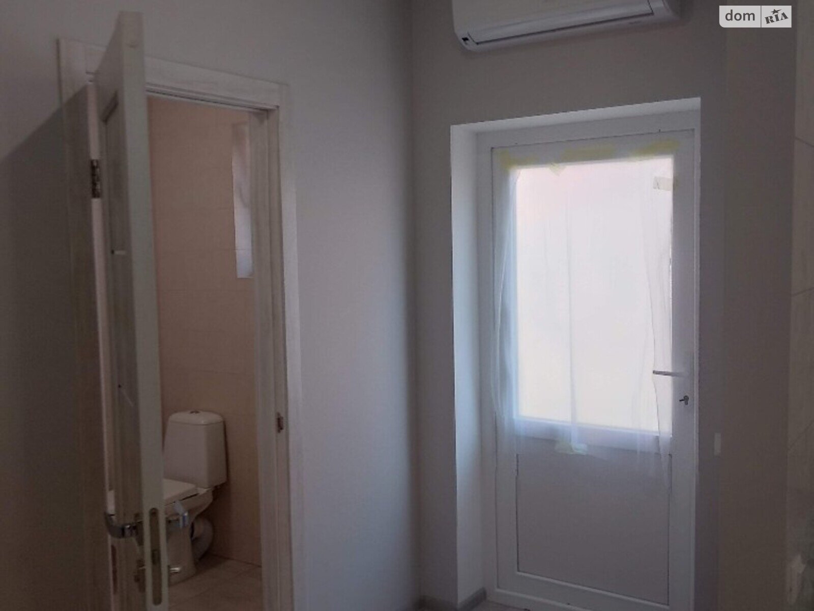 триповерховий таунхаус з мансардним поверхом, 132 кв. м, піноблок. Продаж у Ілічанці фото 1 триповерховий таунхаус з мансардним поверхом, 132 кв. м, піноблок. Продаж у Ілічанці фото 1