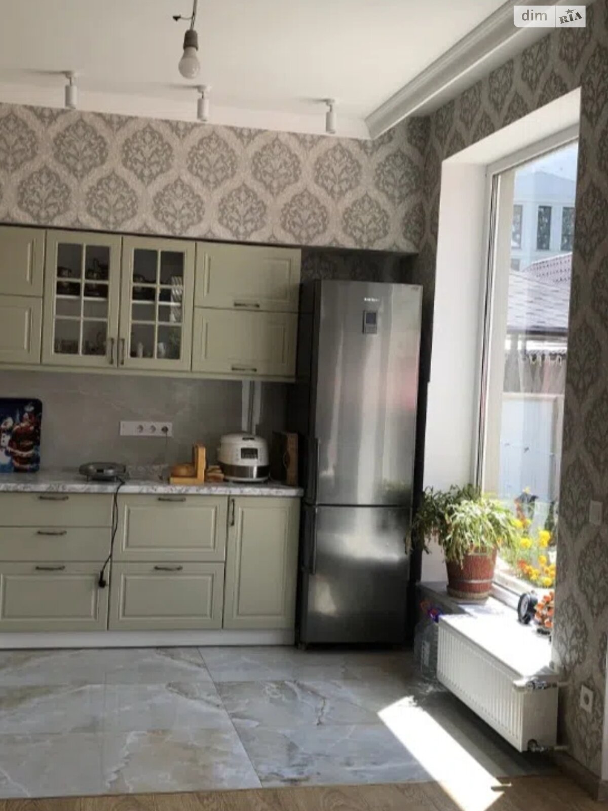 двоповерховий будинок з гаражем, 205 кв. м, цегла. Продаж у Одесі фото 1 двоповерховий будинок з гаражем, 205 кв. м, цегла. Продаж у Одесі фото 1