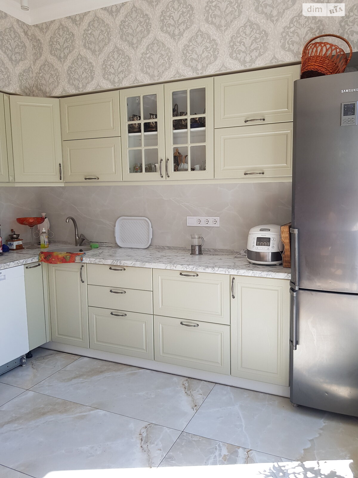 двоповерховий будинок з гаражем, 205 кв. м, цегла. Продаж у Одесі фото 1 двоповерховий будинок з гаражем, 205 кв. м, цегла. Продаж у Одесі фото 1