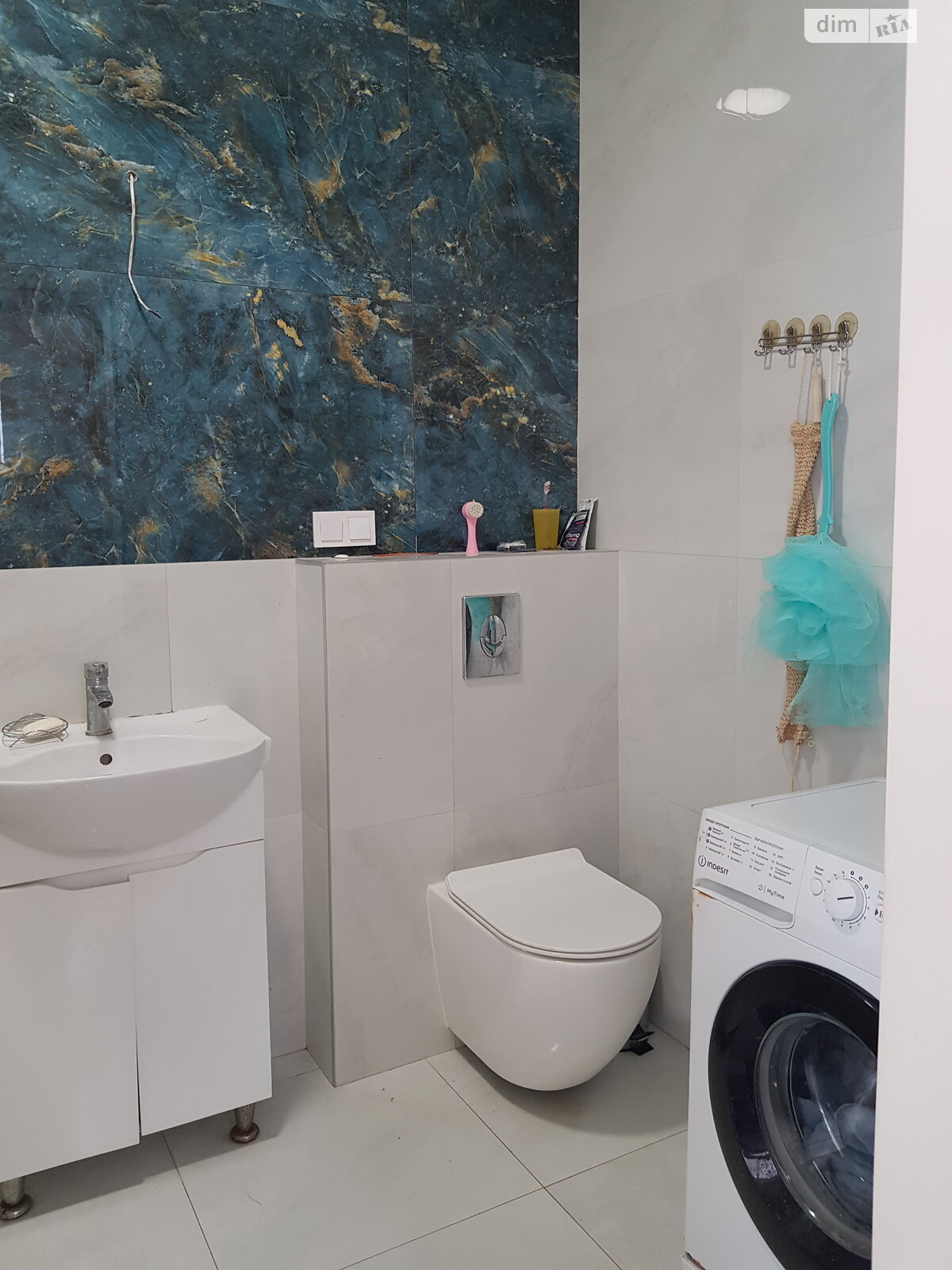 двоповерховий будинок з гаражем, 205 кв. м, цегла. Продаж у Одесі фото 1 двоповерховий будинок з гаражем, 205 кв. м, цегла. Продаж у Одесі фото 1