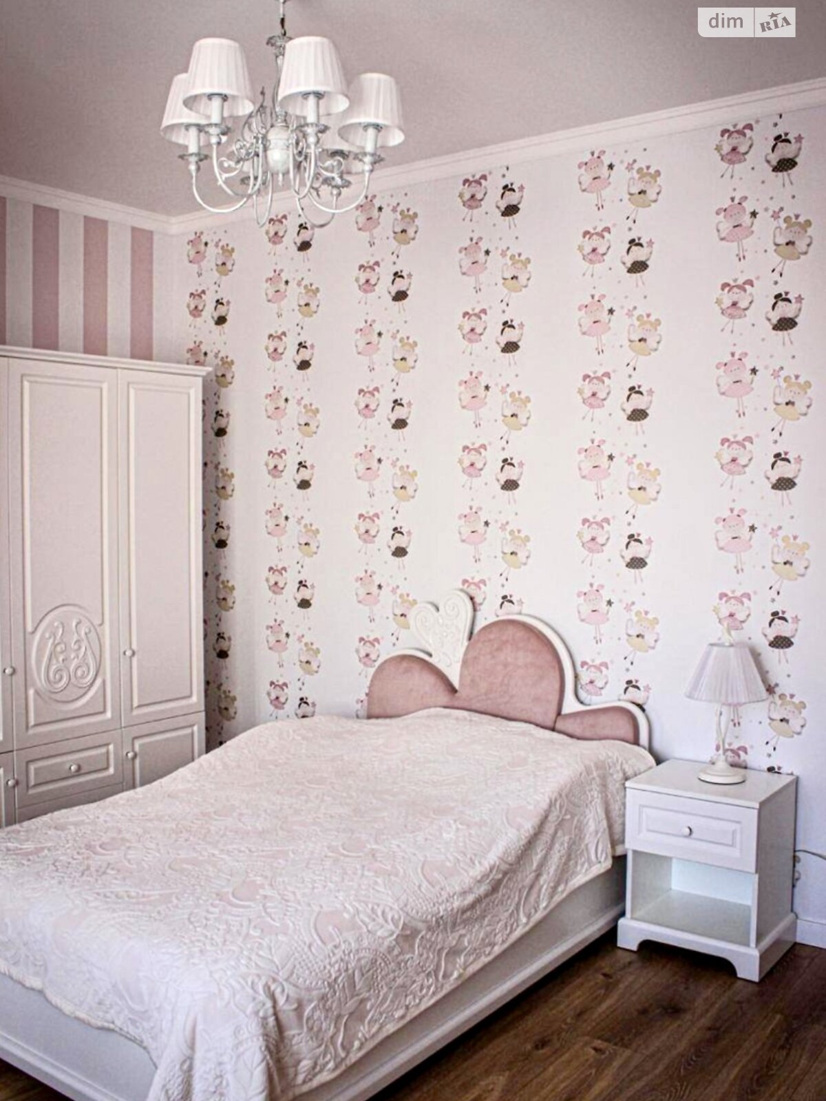 трехэтажный дом, 180 кв. м, кирпич. Продажа в Одессе район Киевский фото 1 трехэтажный дом, 180 кв. м, кирпич. Продажа в Одессе район Киевский фото 1
