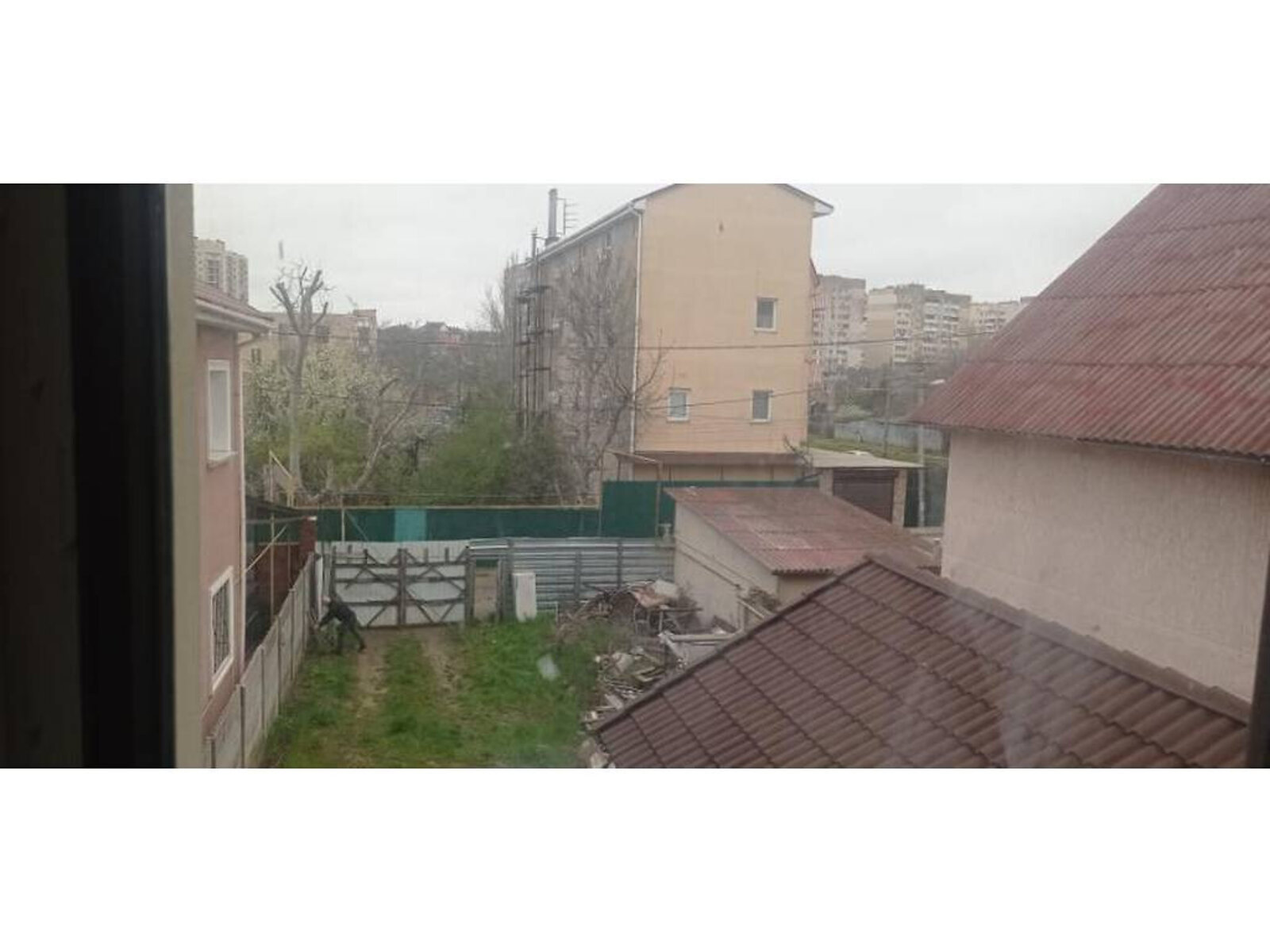 трехэтажный дом без мебели, 400 кв. м, кирпич. Продажа в Одессе район Киевский фото 1