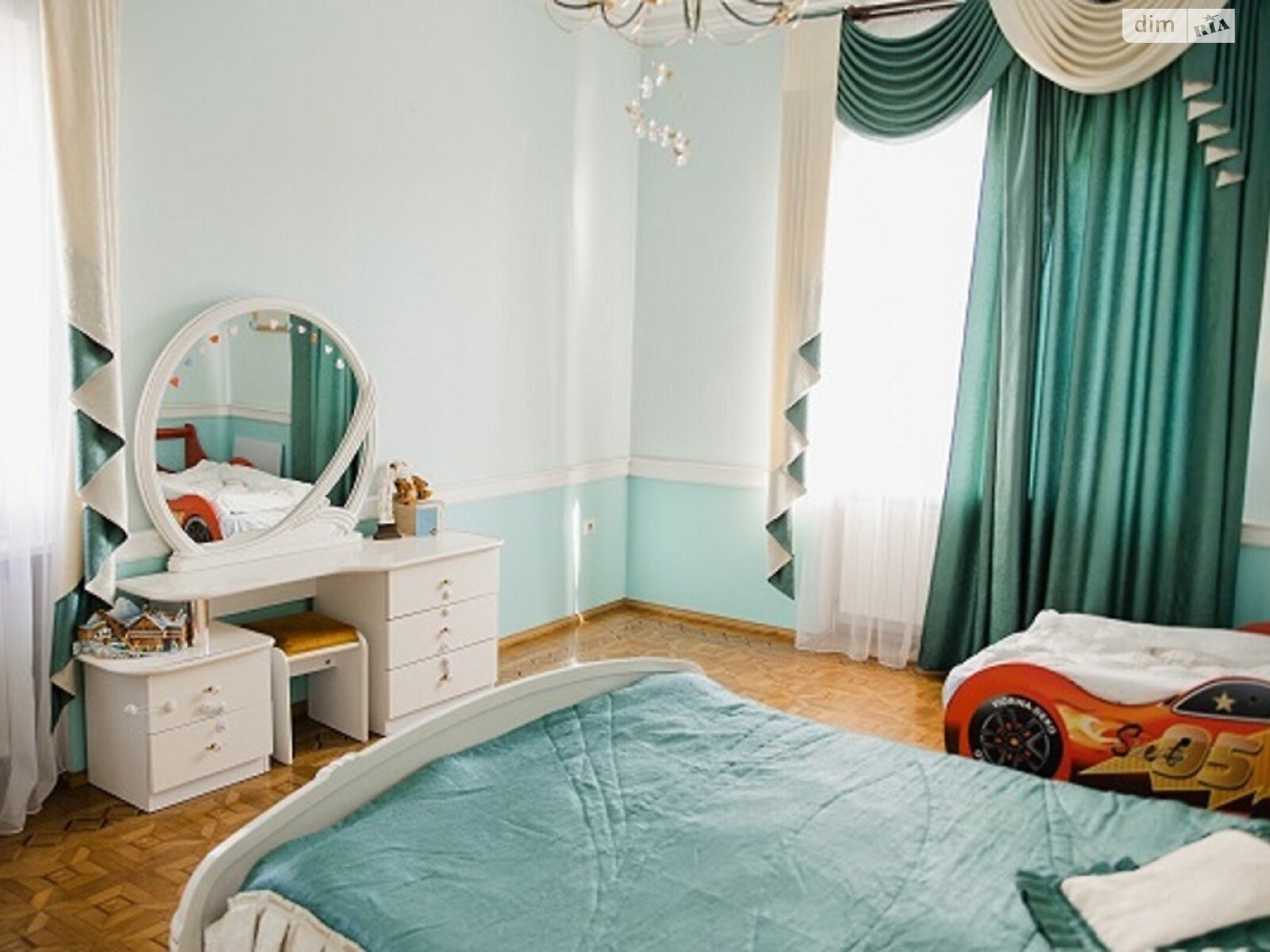 трехэтажный дом, 388.5 кв. м, кирпич. Продажа в Одессе район Киевский фото 1 трехэтажный дом, 388.5 кв. м, кирпич. Продажа в Одессе район Киевский фото 1