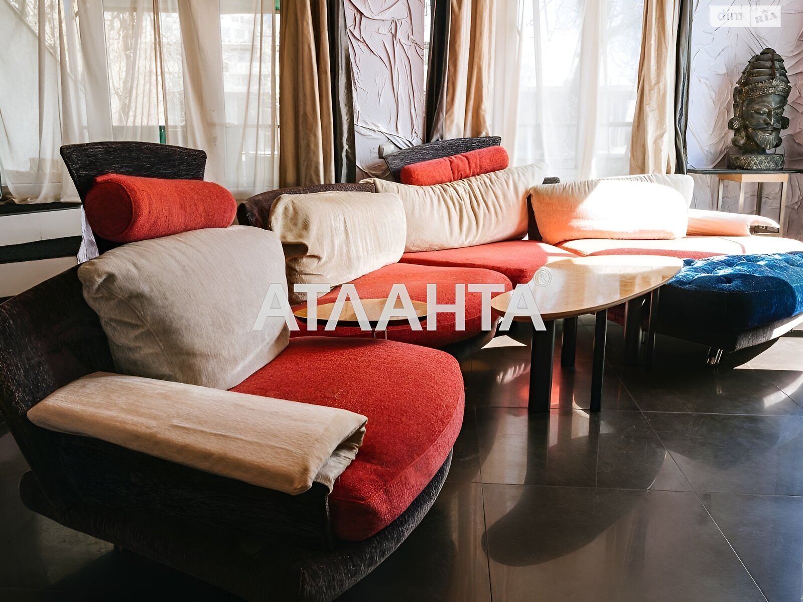 триповерховий будинок бесідка, 210 кв. м, газобетон. Продаж в Одесі, район Київський фото 1 триповерховий будинок бесідка, 210 кв. м, газобетон. Продаж в Одесі, район Київський фото 1
