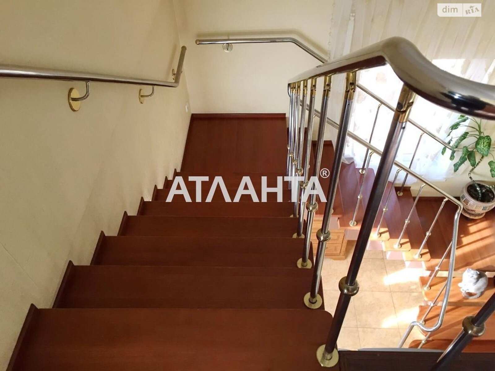 трехэтажный дом, 333 кв. м, кирпич. Продажа в Одессе район Киевский фото 1
