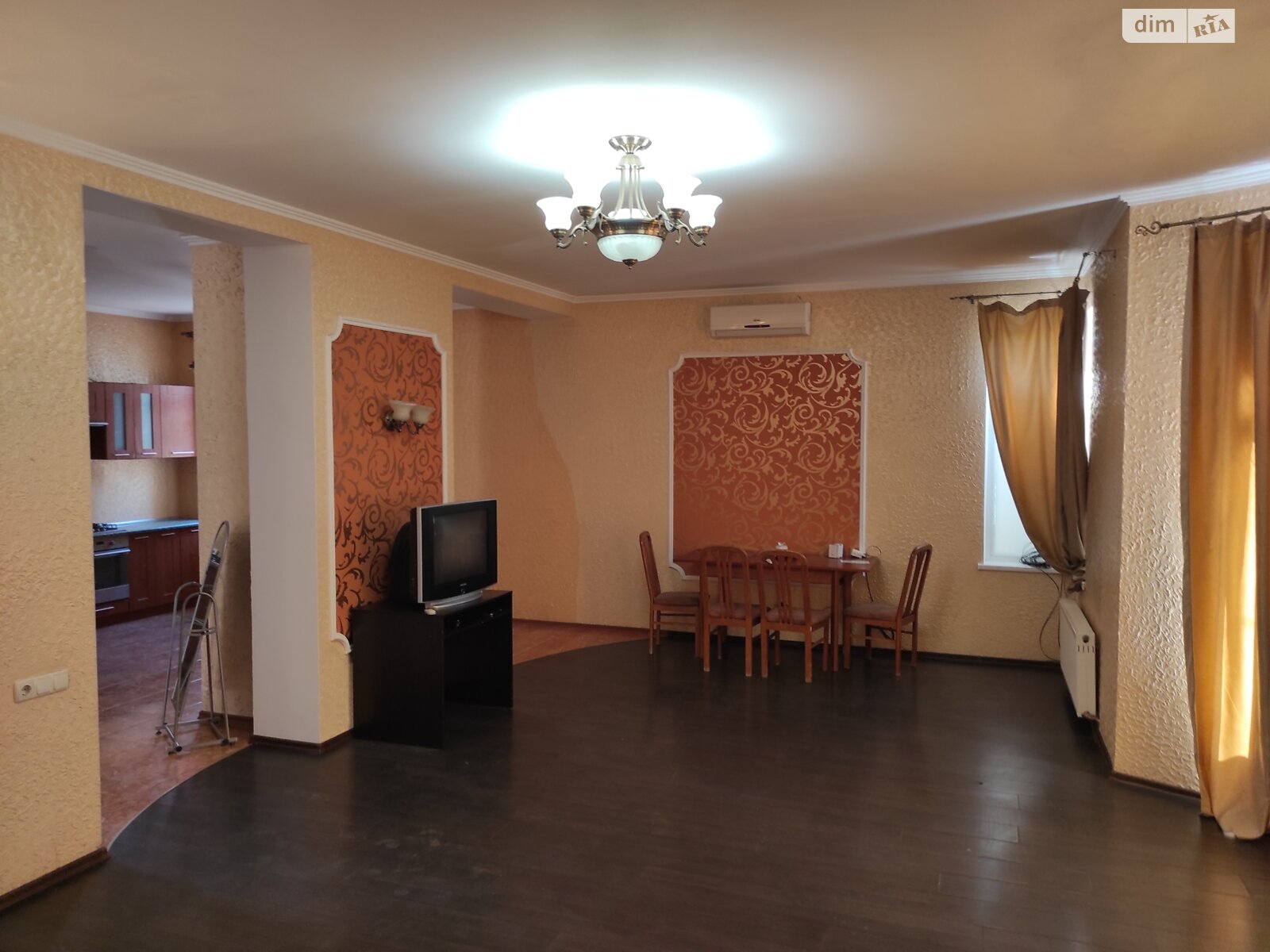 трехэтажный дом, 265.7 кв. м, монолит. Продажа в Одессе район Киевский фото 1