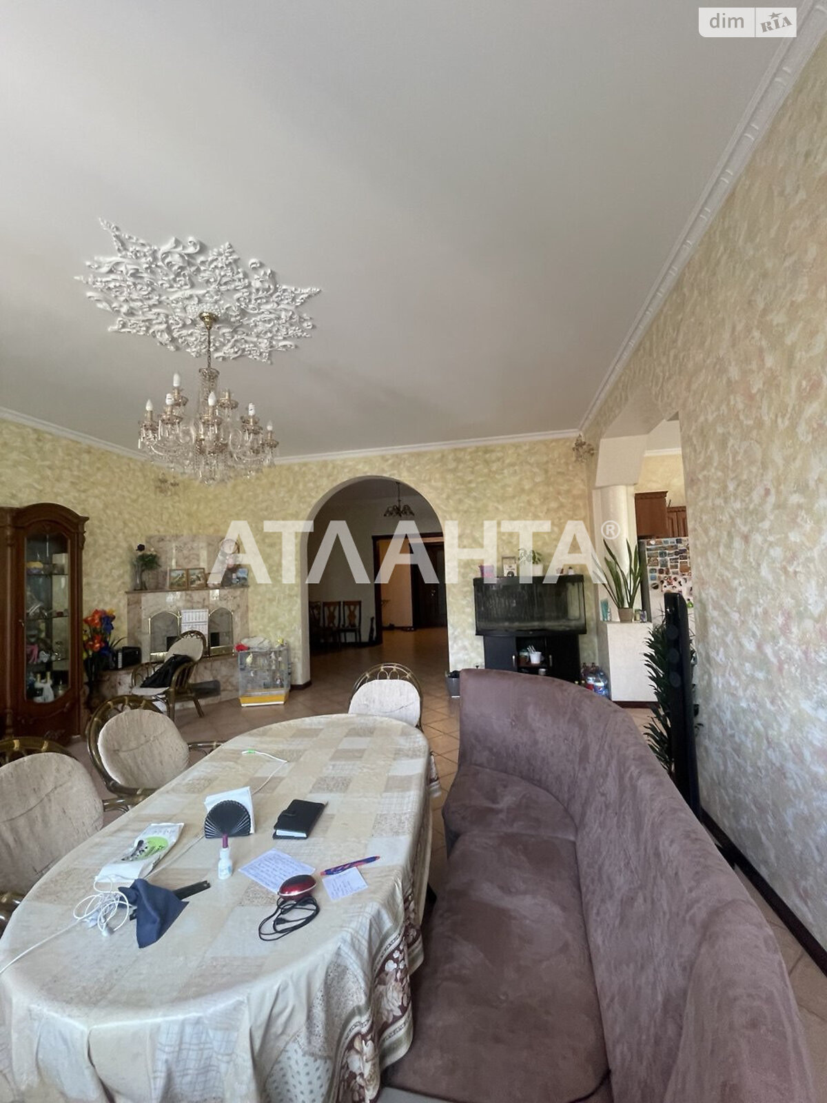 трехэтажный дом, 460 кв. м, ракушечник (ракушняк). Продажа в Одессе район Киевский фото 1 трехэтажный дом, 460 кв. м, ракушечник (ракушняк). Продажа в Одессе район Киевский фото 1