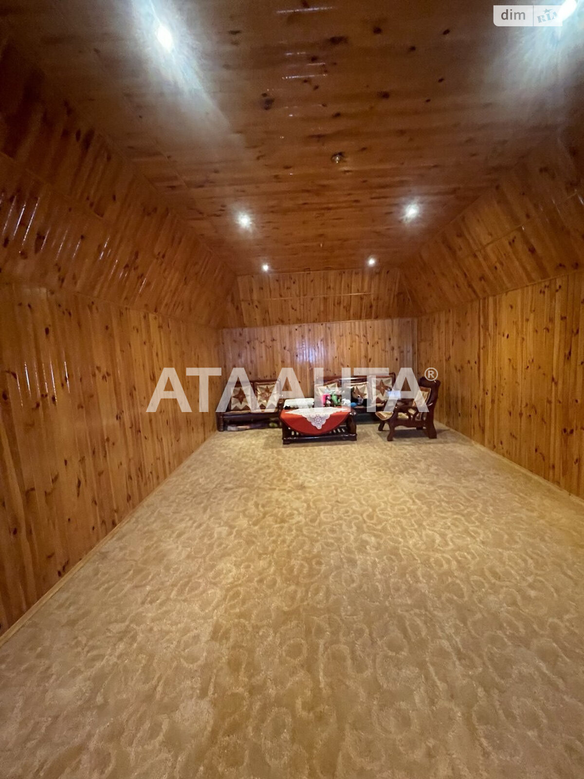 трехэтажный дом, 460 кв. м, ракушечник (ракушняк). Продажа в Одессе район Киевский фото 1 трехэтажный дом, 460 кв. м, ракушечник (ракушняк). Продажа в Одессе район Киевский фото 1