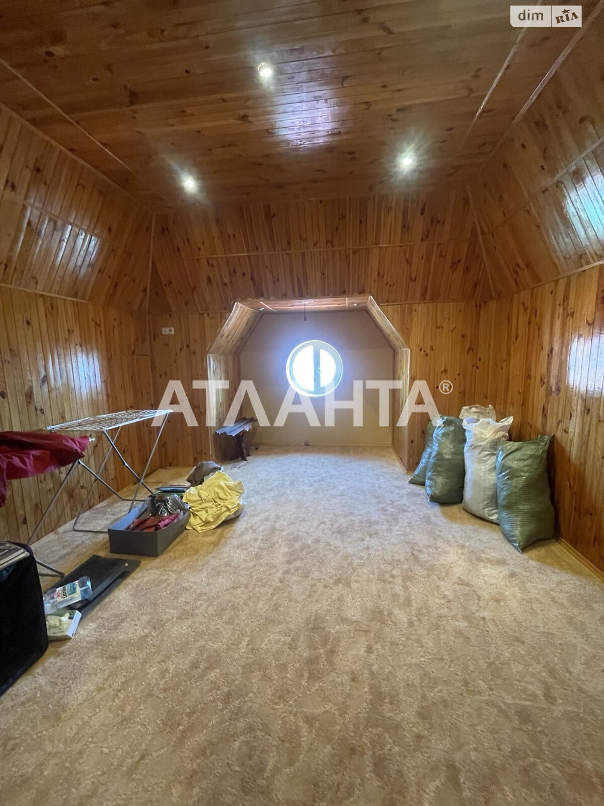 трехэтажный дом, 460 кв. м, ракушечник (ракушняк). Продажа в Одессе район Киевский фото 1 трехэтажный дом, 460 кв. м, ракушечник (ракушняк). Продажа в Одессе район Киевский фото 1