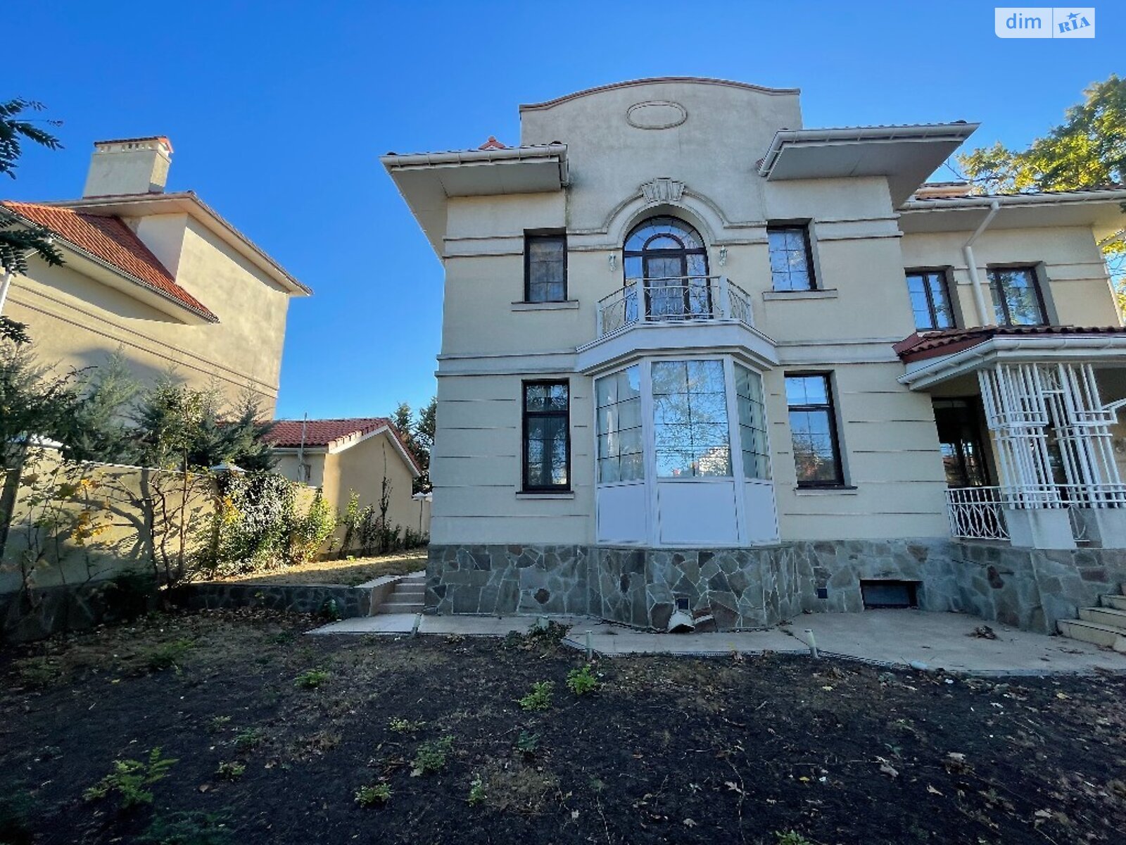 трехэтажный дом веранда, 443.3 кв. м, кирпич. Продажа в Одессе район Киевский фото 1