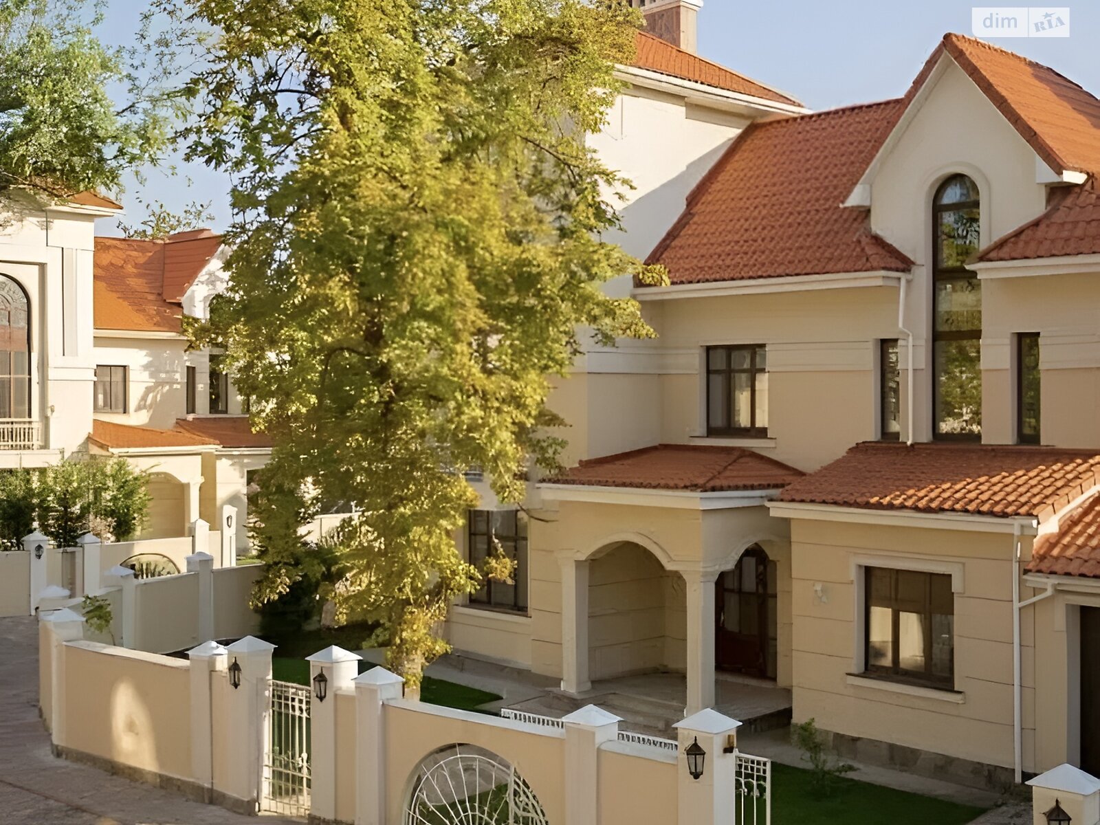 двоповерховий будинок, 444 кв. м, кирпич. Продаж в Одесі, район Київський фото 1 двоповерховий будинок, 444 кв. м, кирпич. Продаж в Одесі, район Київський фото 1