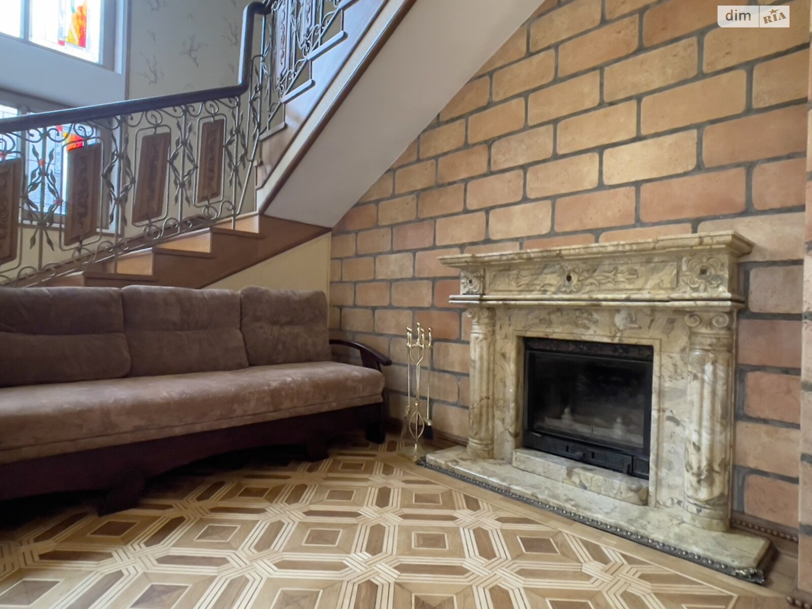 двоповерховий будинок з гаражем, 365 кв. м, інкерманський камінь. Продаж в Одесі, район Київський фото 1 двоповерховий будинок з гаражем, 365 кв. м, інкерманський камінь. Продаж в Одесі, район Київський фото 1