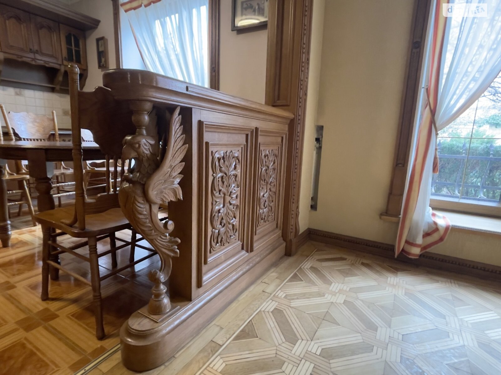 двоповерховий будинок з гаражем, 365 кв. м, інкерманський камінь. Продаж в Одесі, район Київський фото 1 двоповерховий будинок з гаражем, 365 кв. м, інкерманський камінь. Продаж в Одесі, район Київський фото 1