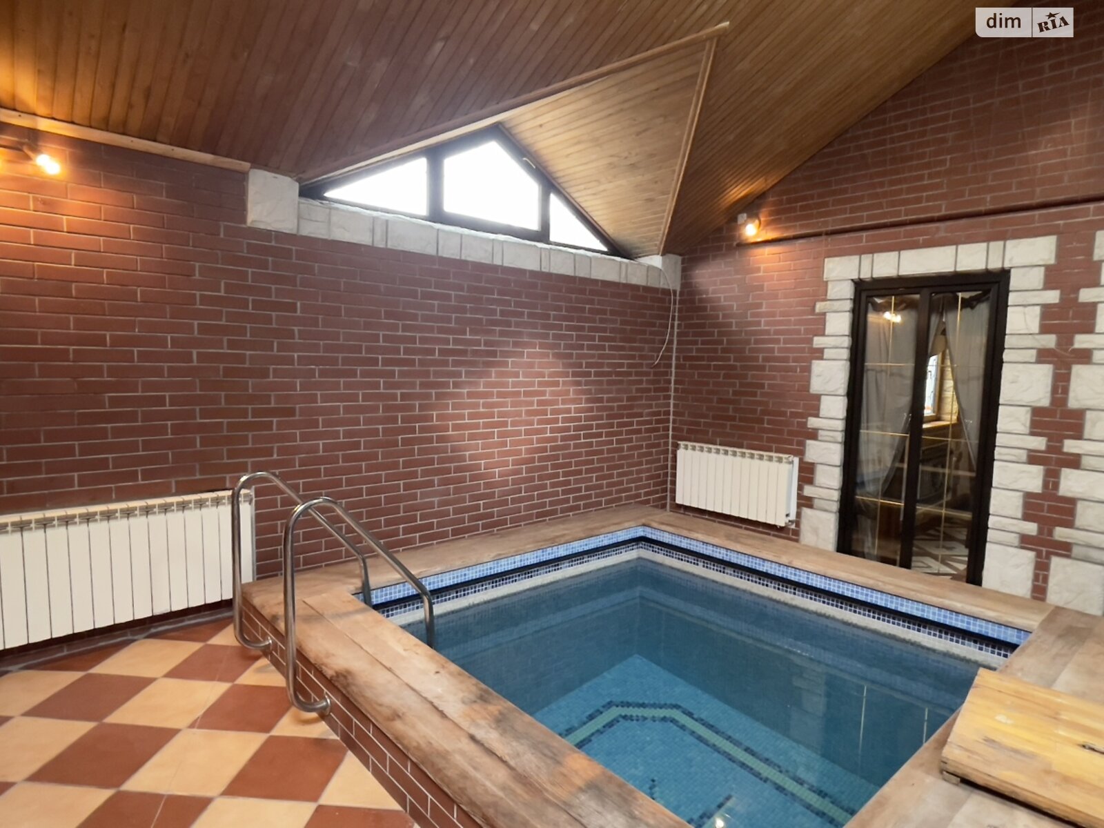двоповерховий будинок з гаражем, 365 кв. м, інкерманський камінь. Продаж в Одесі, район Київський фото 1 двоповерховий будинок з гаражем, 365 кв. м, інкерманський камінь. Продаж в Одесі, район Київський фото 1