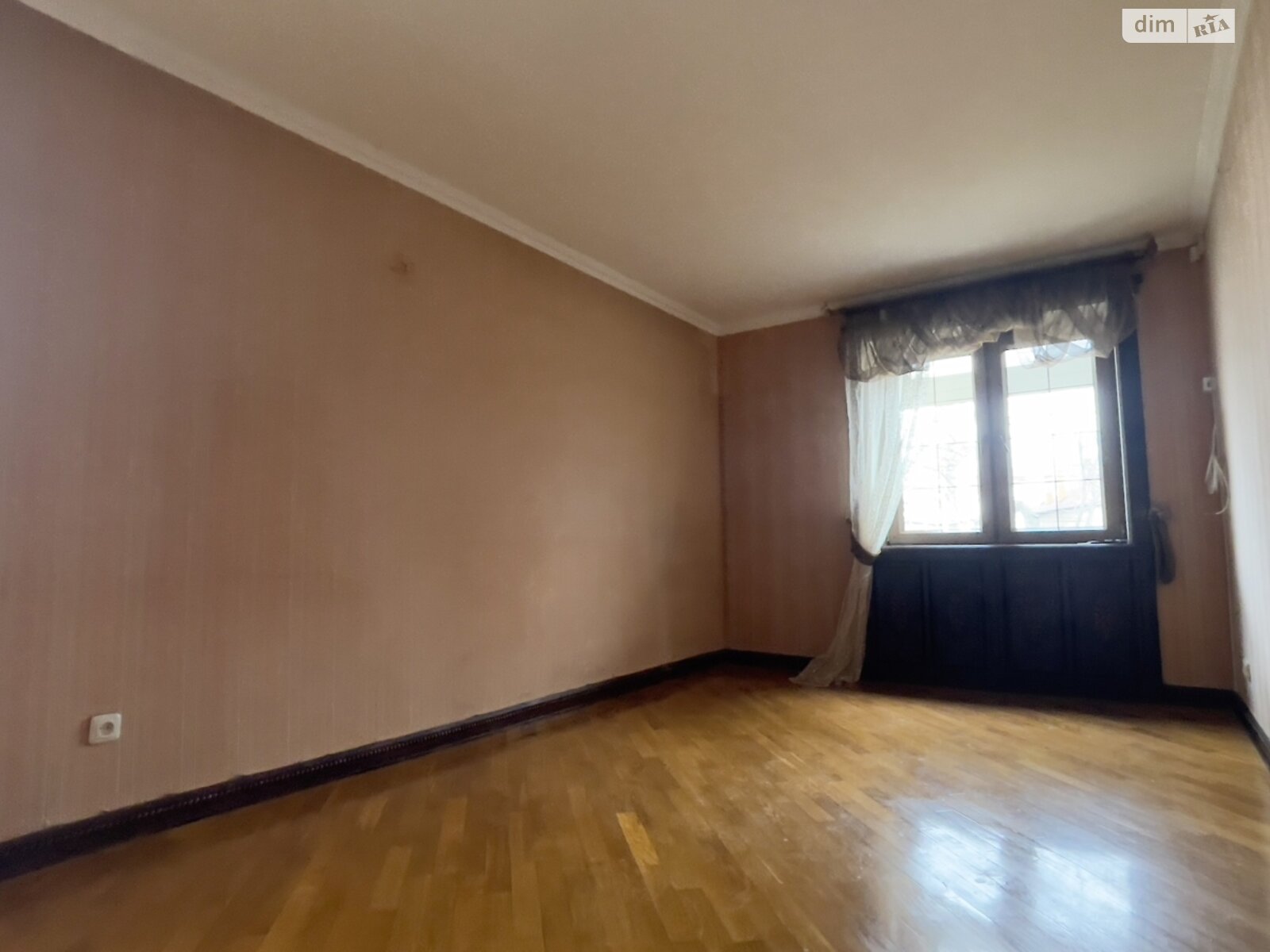 двоповерховий будинок з гаражем, 365 кв. м, інкерманський камінь. Продаж в Одесі, район Київський фото 1 двоповерховий будинок з гаражем, 365 кв. м, інкерманський камінь. Продаж в Одесі, район Київський фото 1