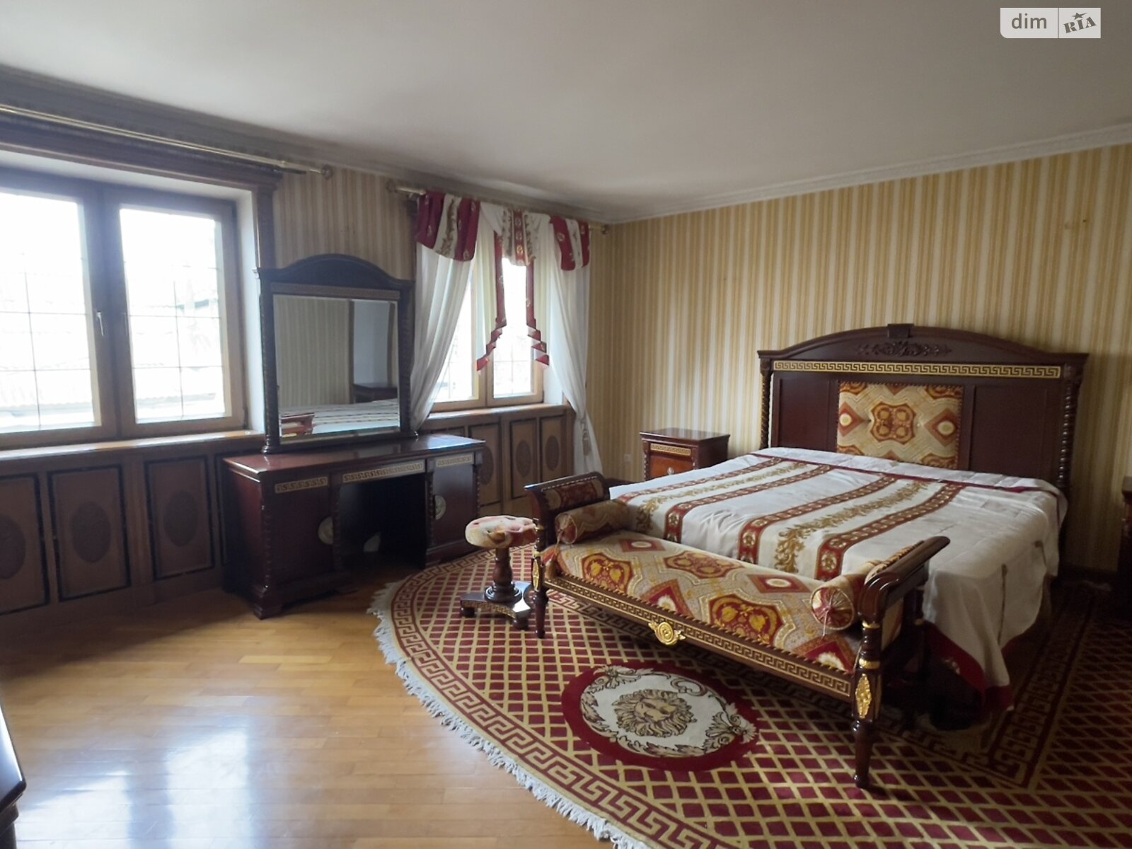 двоповерховий будинок з гаражем, 365 кв. м, інкерманський камінь. Продаж в Одесі, район Київський фото 1 двоповерховий будинок з гаражем, 365 кв. м, інкерманський камінь. Продаж в Одесі, район Київський фото 1