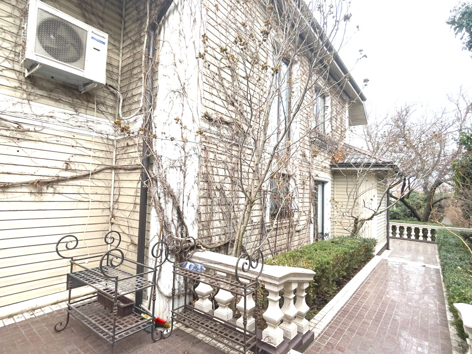 двухэтажный дом с гаражом, 365 кв. м, инкерманский камень. Продажа в Одессе район Киевский фото 1