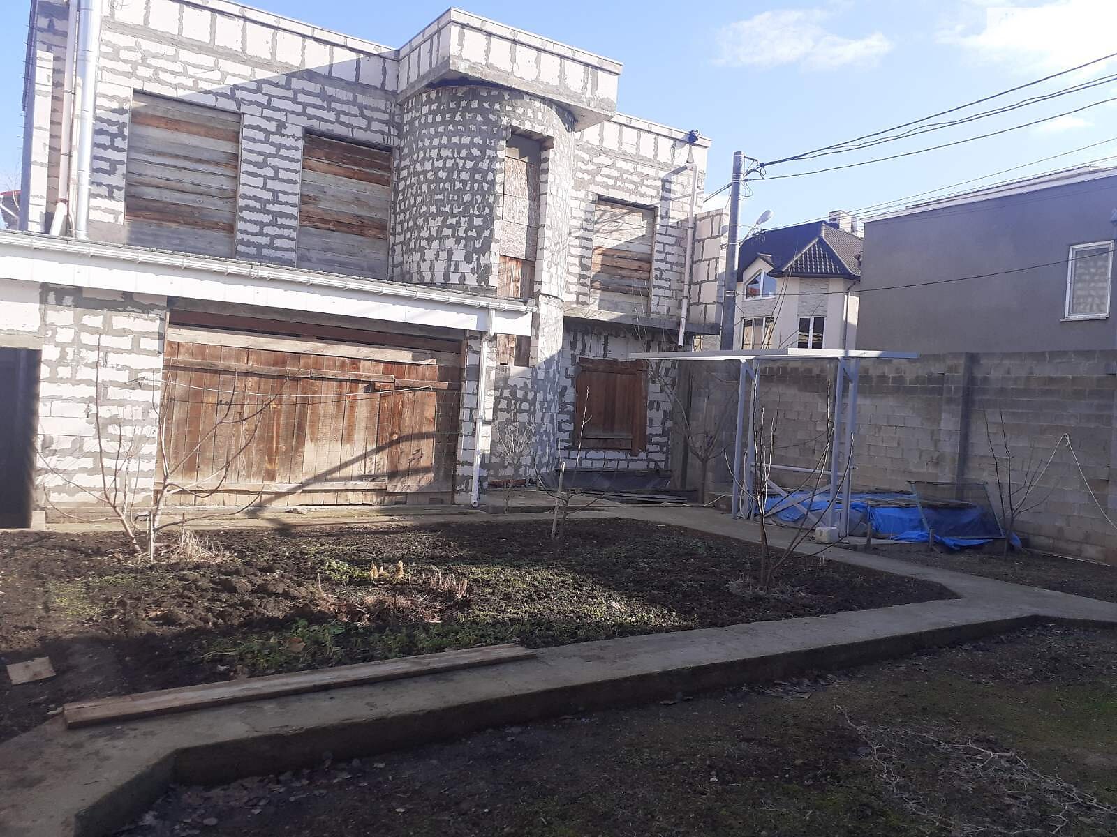 триповерховий будинок з гаражем, 480 кв. м, цегла. Продаж в Одесі, район Київський фото 1 триповерховий будинок з гаражем, 480 кв. м, цегла. Продаж в Одесі, район Київський фото 1