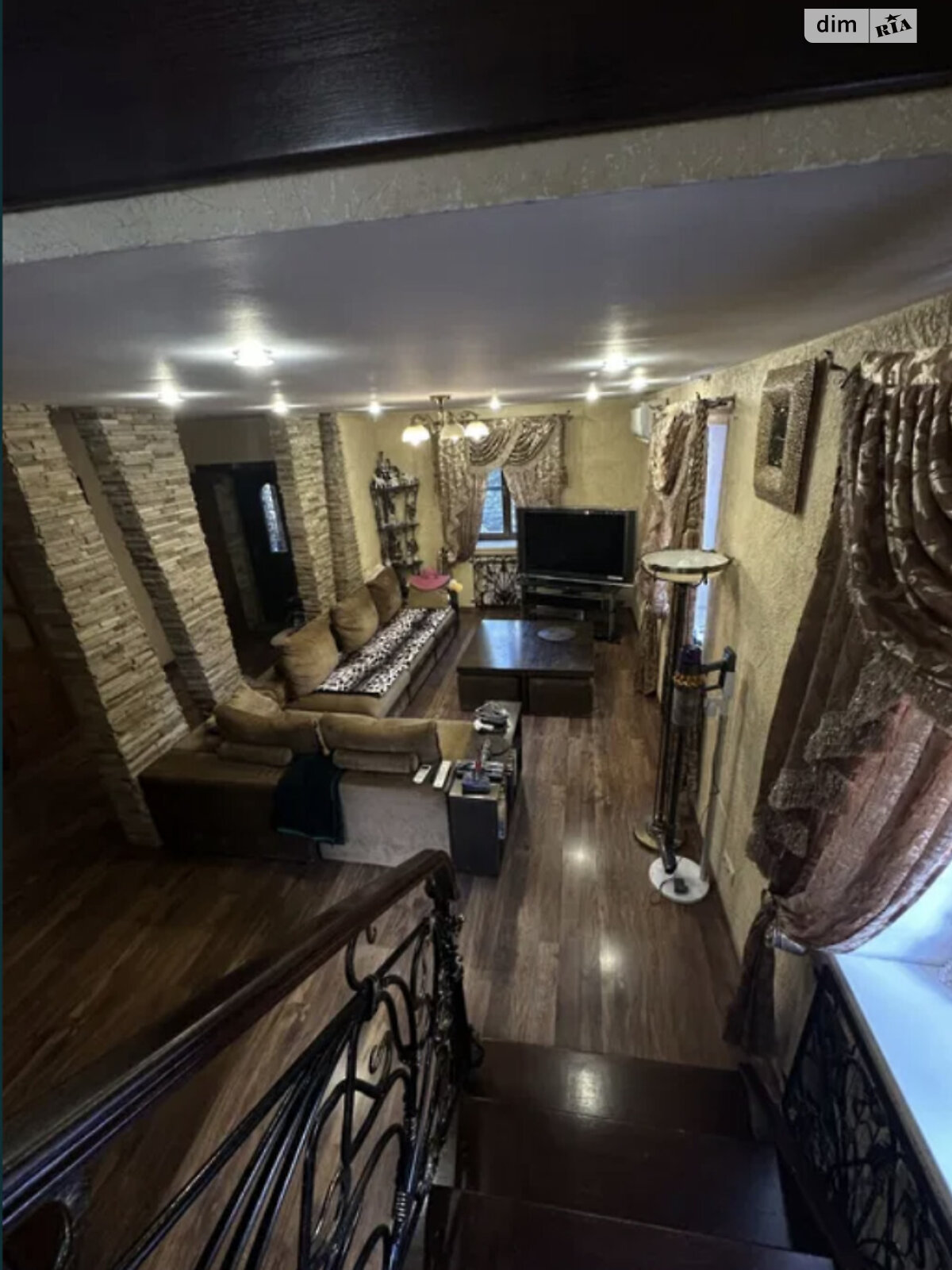 двухэтажный дом, 250 кв. м, кирпич. Продажа в Одессе район Киевский фото 1 двухэтажный дом, 250 кв. м, кирпич. Продажа в Одессе район Киевский фото 1