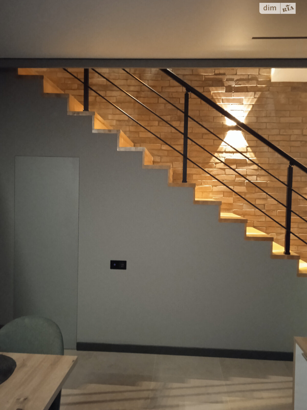 трехэтажный дом, 93 кв. м, газобетон. Продажа в Одессе район Киевский фото 1 трехэтажный дом, 93 кв. м, газобетон. Продажа в Одессе район Киевский фото 1