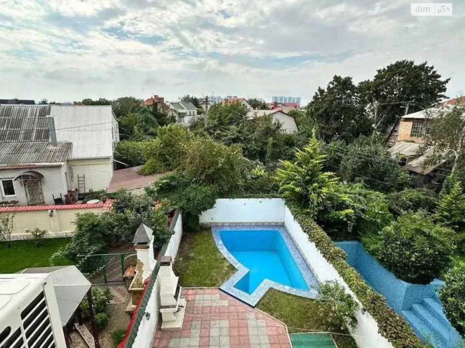 трехэтажный дом, 336 кв. м, кирпич. Продажа в Одессе район Киевский фото 1 трехэтажный дом, 336 кв. м, кирпич. Продажа в Одессе район Киевский фото 1