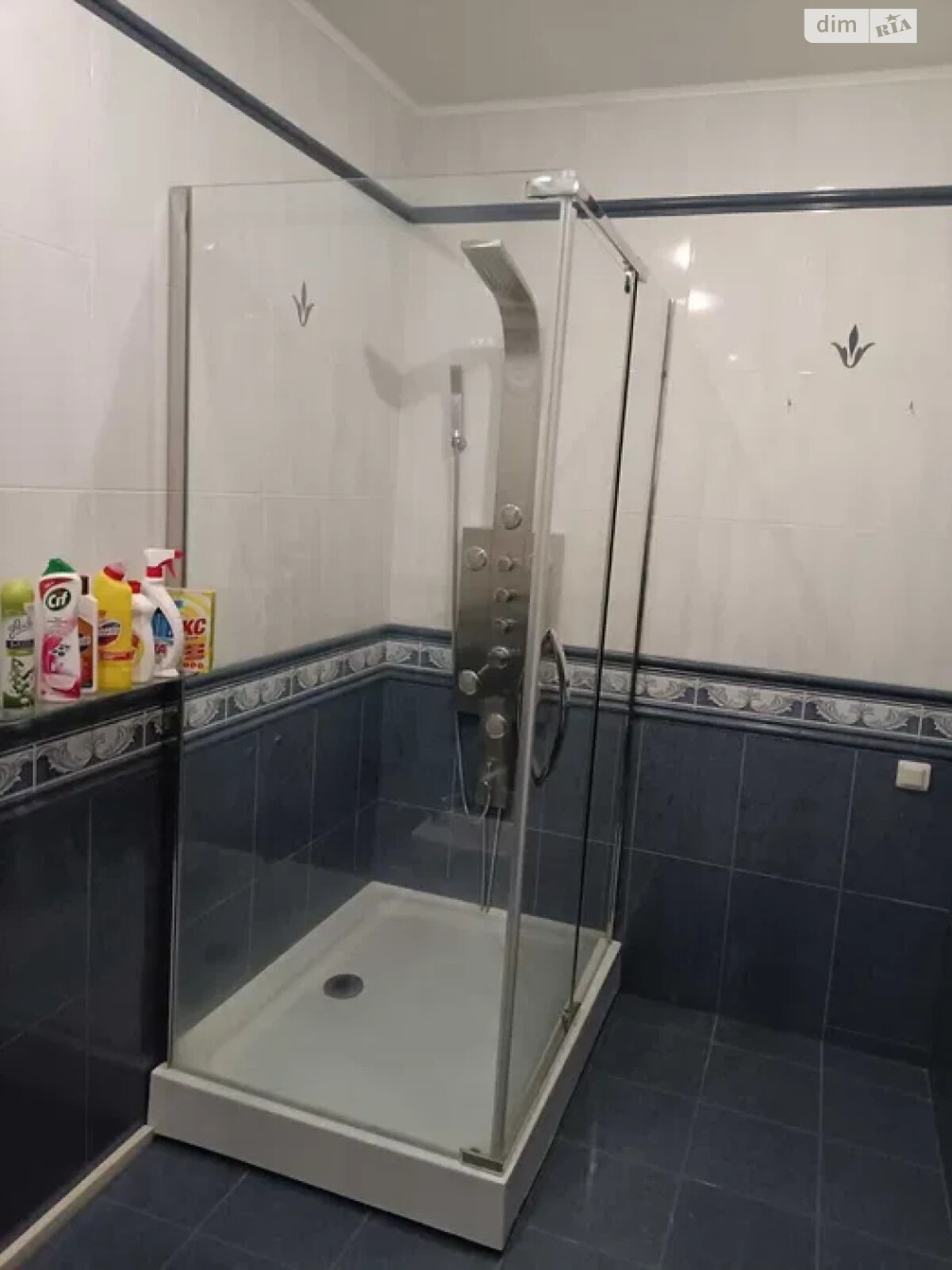 трехэтажный дом, 336 кв. м, кирпич. Продажа в Одессе район Киевский фото 1 трехэтажный дом, 336 кв. м, кирпич. Продажа в Одессе район Киевский фото 1