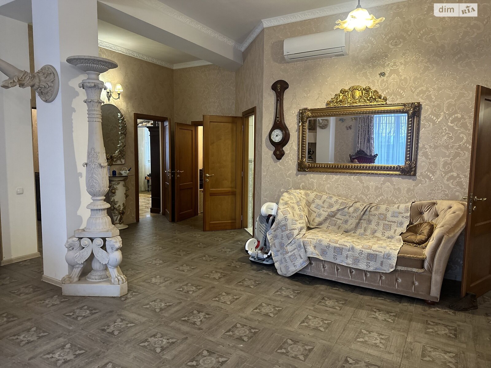 одноповерховий будинок з меблями, 160 кв. м, цегла. Продаж в Одесі, район Київський фото 1 одноповерховий будинок з меблями, 160 кв. м, цегла. Продаж в Одесі, район Київський фото 1