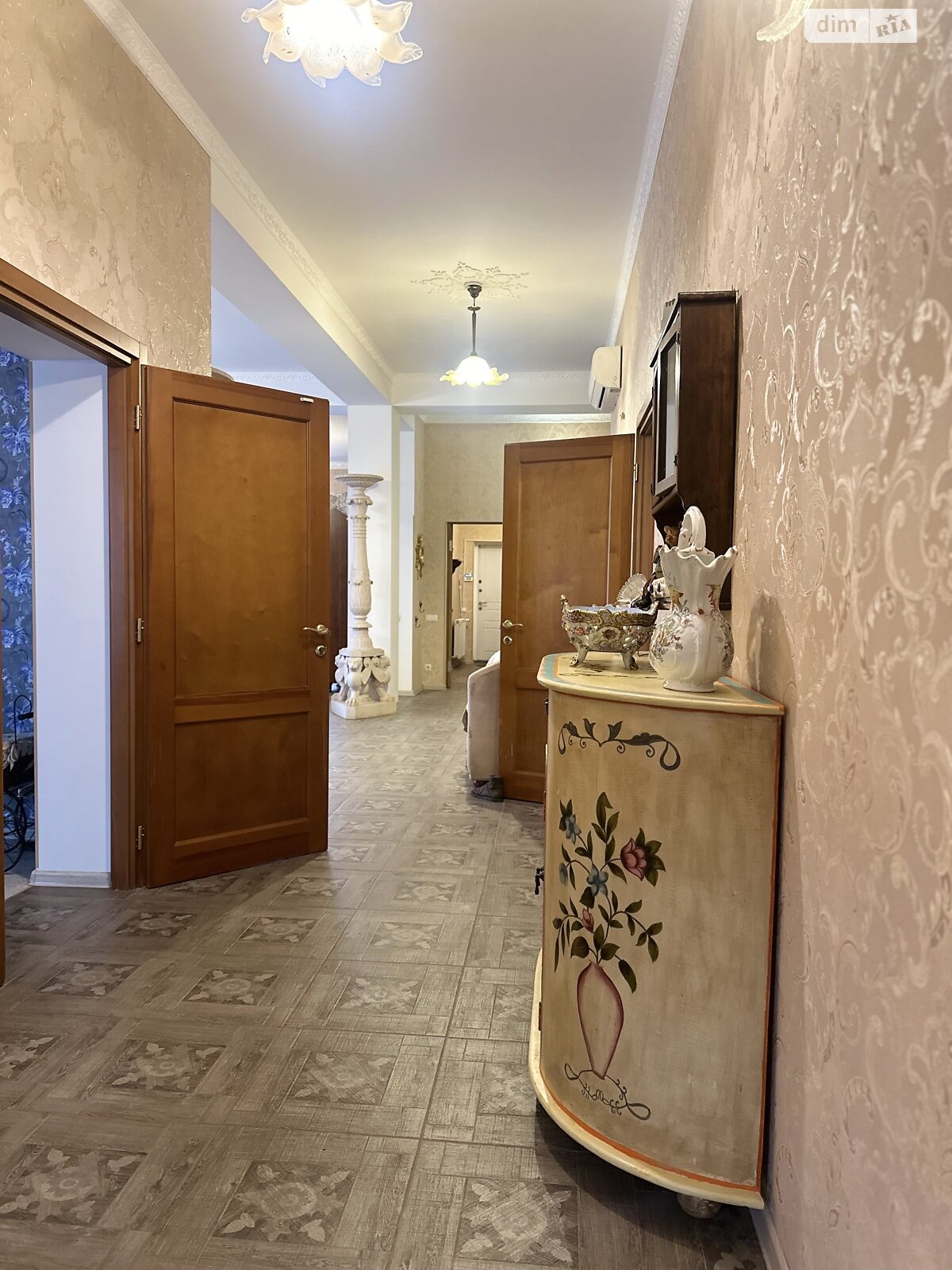 одноповерховий будинок з меблями, 160 кв. м, цегла. Продаж в Одесі, район Київський фото 1 одноповерховий будинок з меблями, 160 кв. м, цегла. Продаж в Одесі, район Київський фото 1