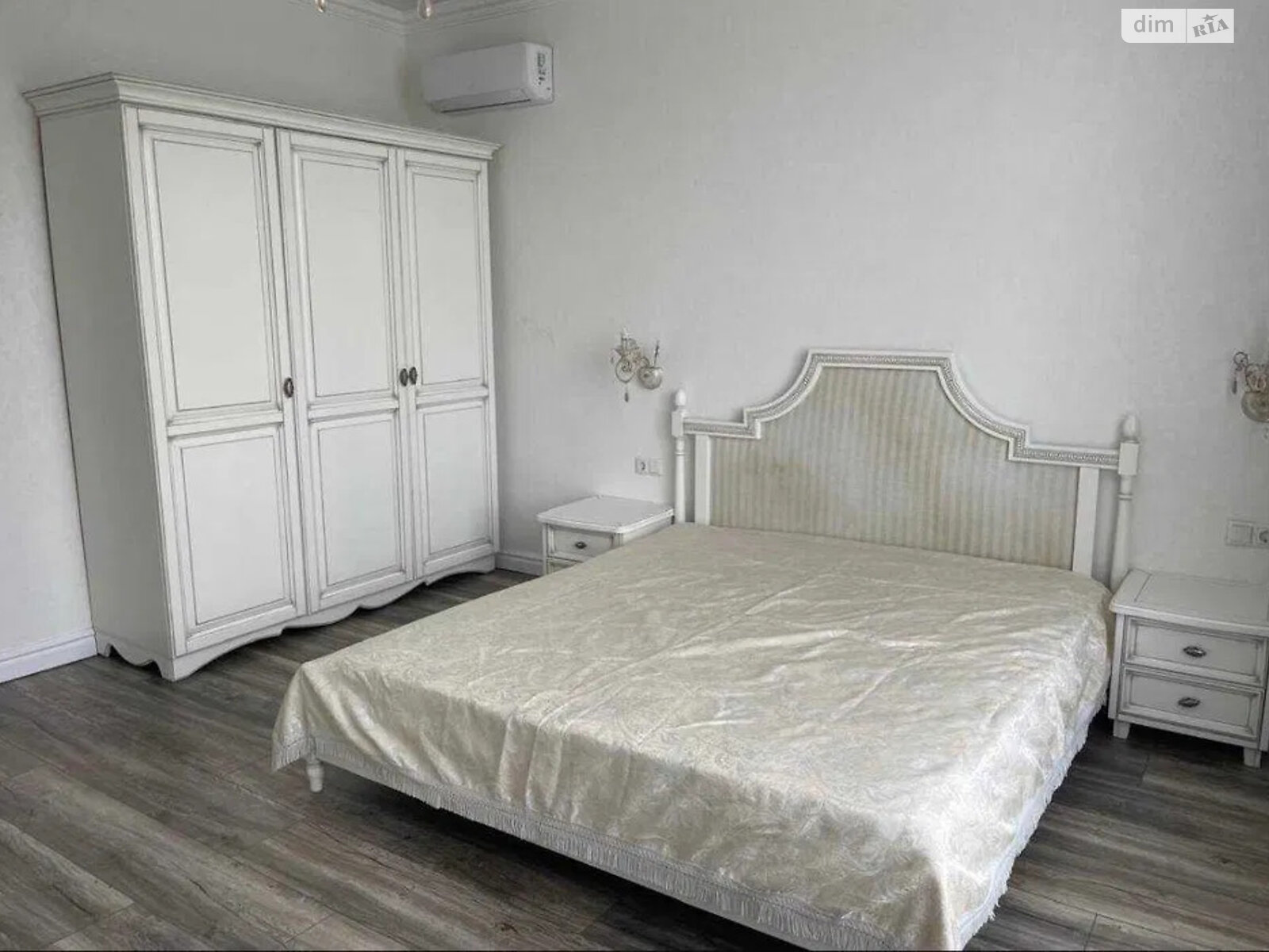 двухэтажный дом, 250 кв. м, ракушечник (ракушняк). Продажа в Одессе район Киевский фото 1 двухэтажный дом, 250 кв. м, ракушечник (ракушняк). Продажа в Одессе район Киевский фото 1