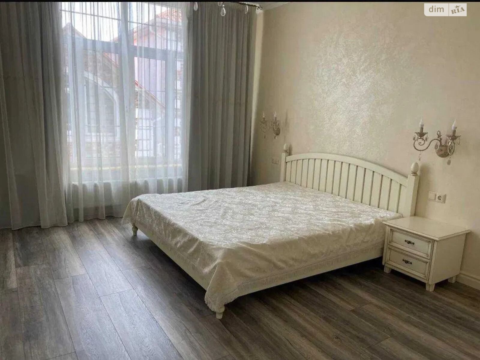 двухэтажный дом, 250 кв. м, ракушечник (ракушняк). Продажа в Одессе район Киевский фото 1 двухэтажный дом, 250 кв. м, ракушечник (ракушняк). Продажа в Одессе район Киевский фото 1