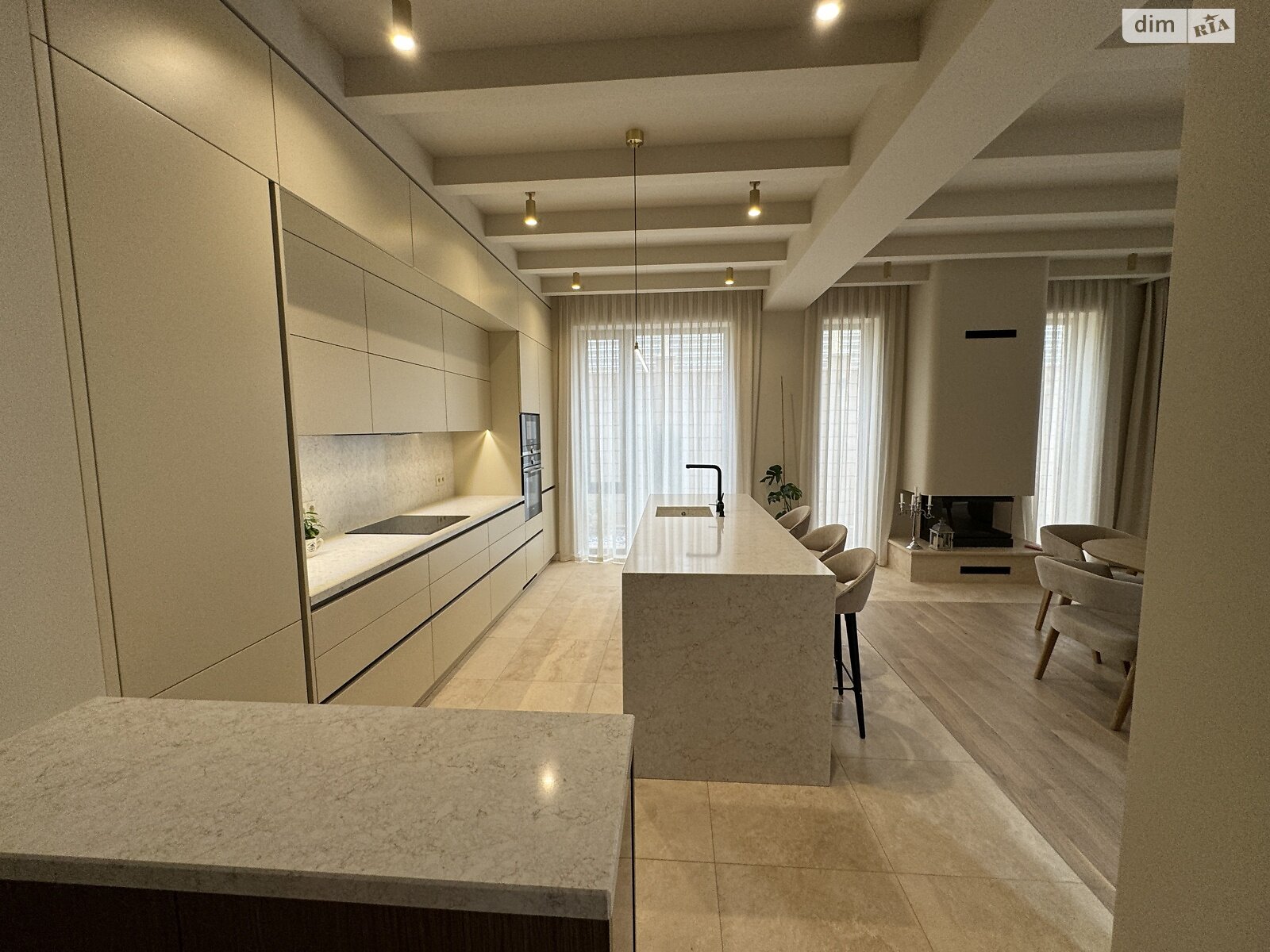 двоповерховий будинок, 200 кв. м, цегла. Продаж в Одесі, район Київський фото 1 двоповерховий будинок, 200 кв. м, цегла. Продаж в Одесі, район Київський фото 1