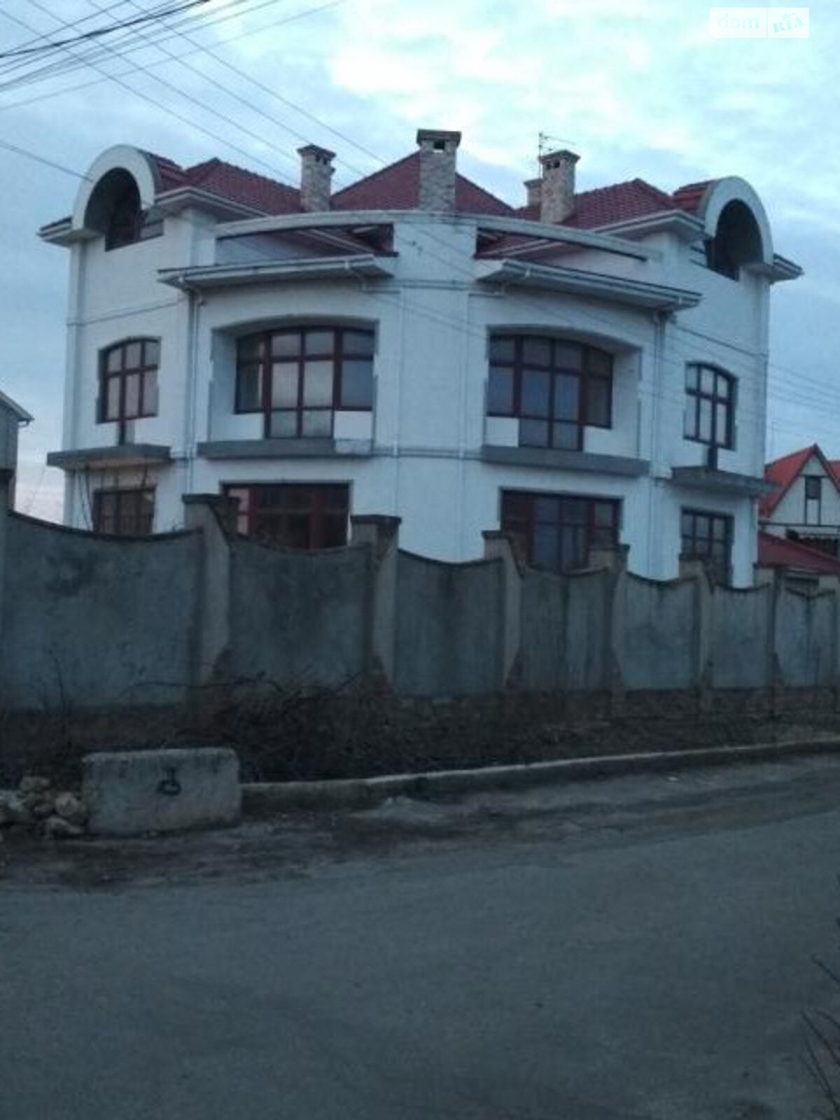 двухэтажный дом, 300 кв. м, ракушечник (ракушняк). Продажа в Одессе район Киевский фото 1