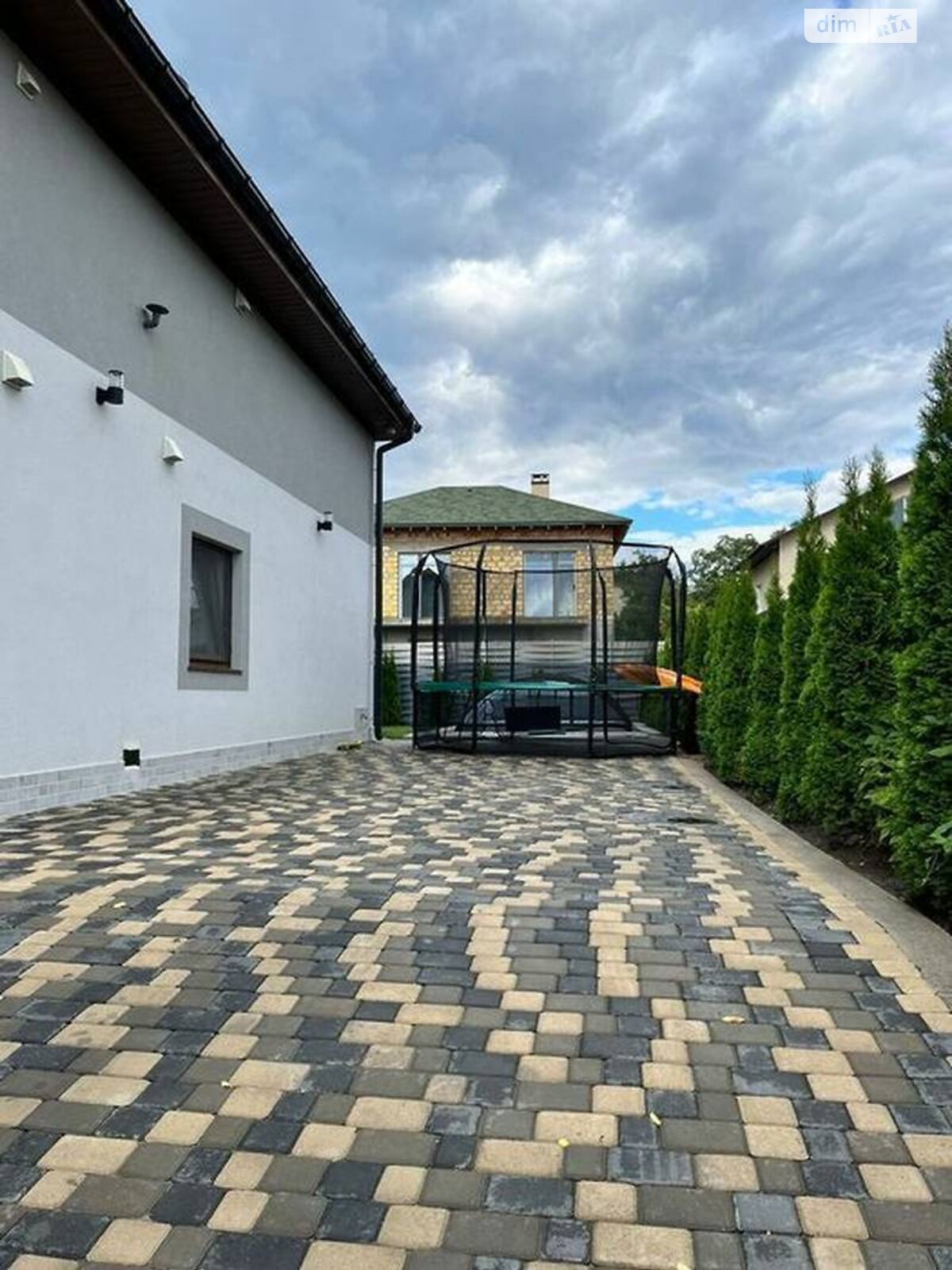 двухэтажный дом с ремонтом, 130 кв. м, кирпич. Продажа в Одессе район Киевский фото 1 двухэтажный дом с ремонтом, 130 кв. м, кирпич. Продажа в Одессе район Киевский фото 1