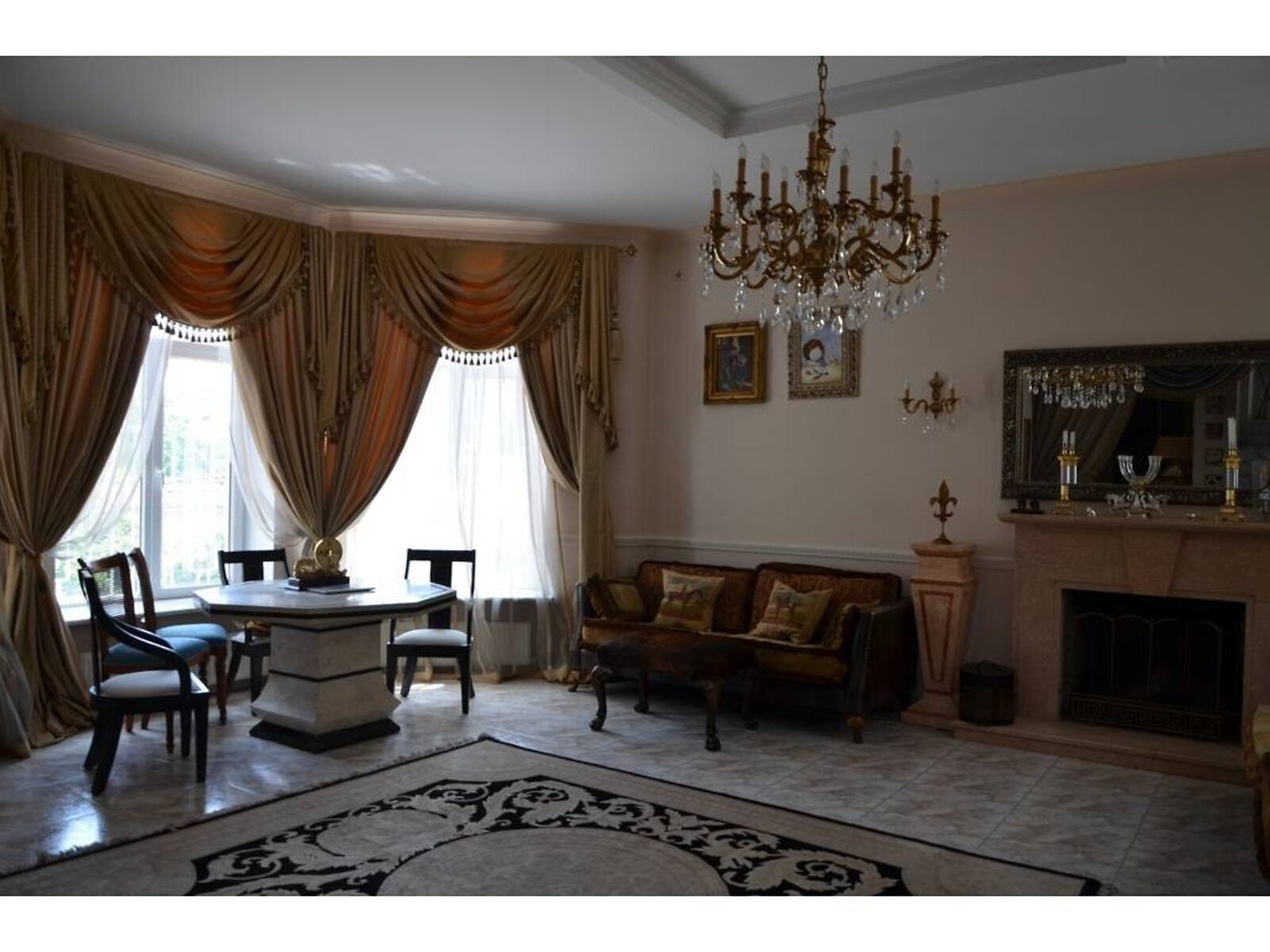трехэтажный дом с верандой, 470 кв. м, кирпич. Продажа в Одессе район Киевский фото 1 трехэтажный дом с верандой, 470 кв. м, кирпич. Продажа в Одессе район Киевский фото 1