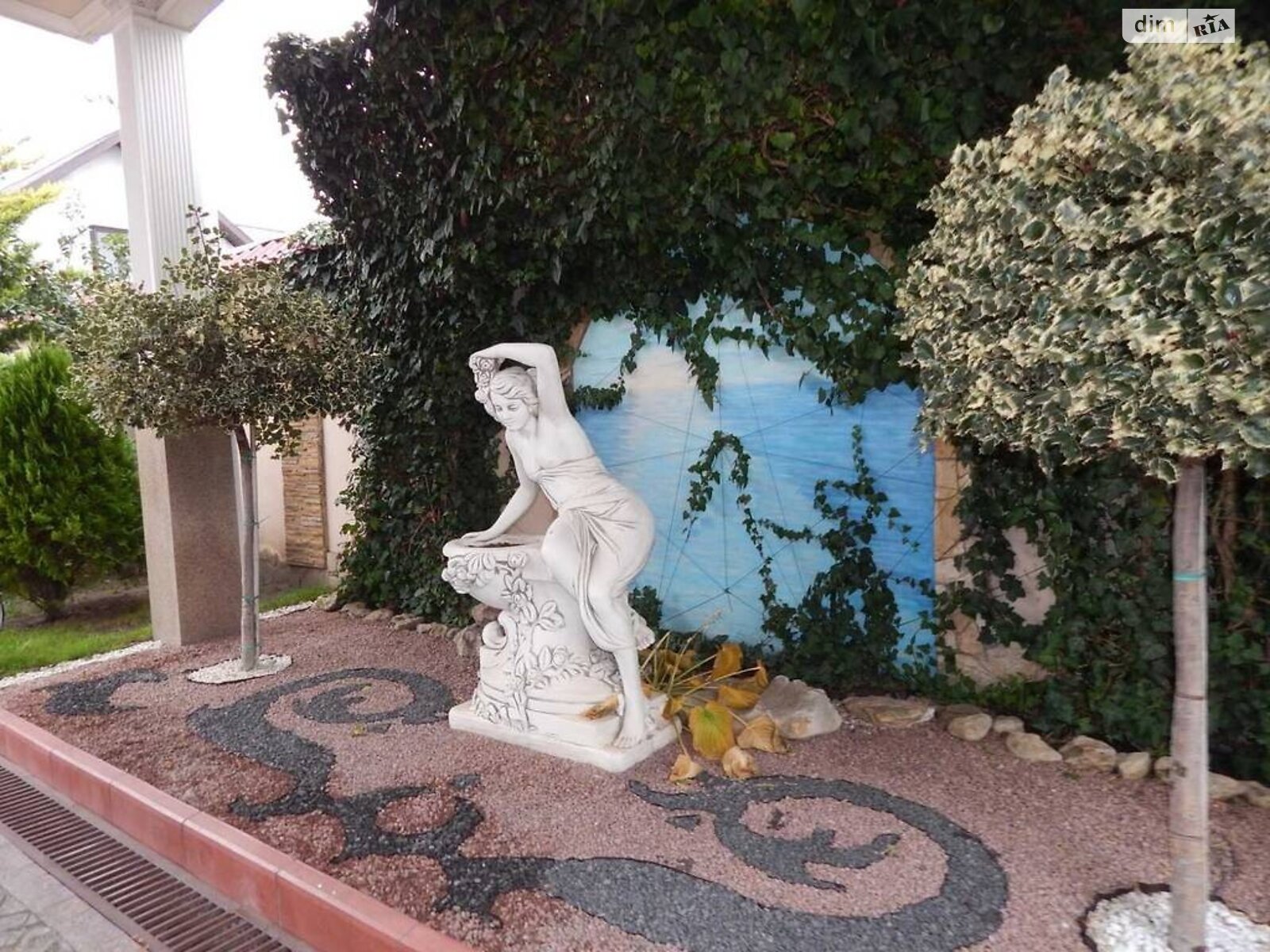 трехэтажный дом с верандой, 470 кв. м, кирпич. Продажа в Одессе район Киевский фото 1 трехэтажный дом с верандой, 470 кв. м, кирпич. Продажа в Одессе район Киевский фото 1