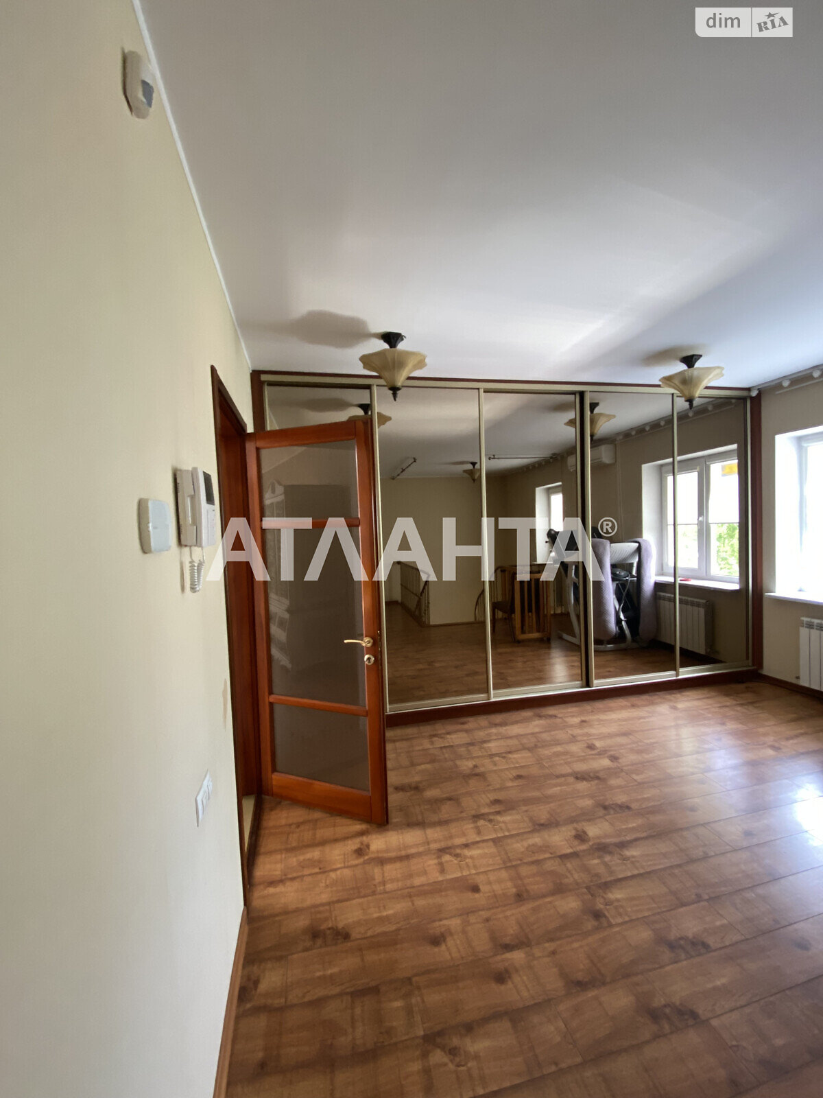 двухэтажный дом беседка, 337 кв. м, ракушечник (ракушняк). Продажа в Одессе район Киевский фото 1 двухэтажный дом беседка, 337 кв. м, ракушечник (ракушняк). Продажа в Одессе район Киевский фото 1