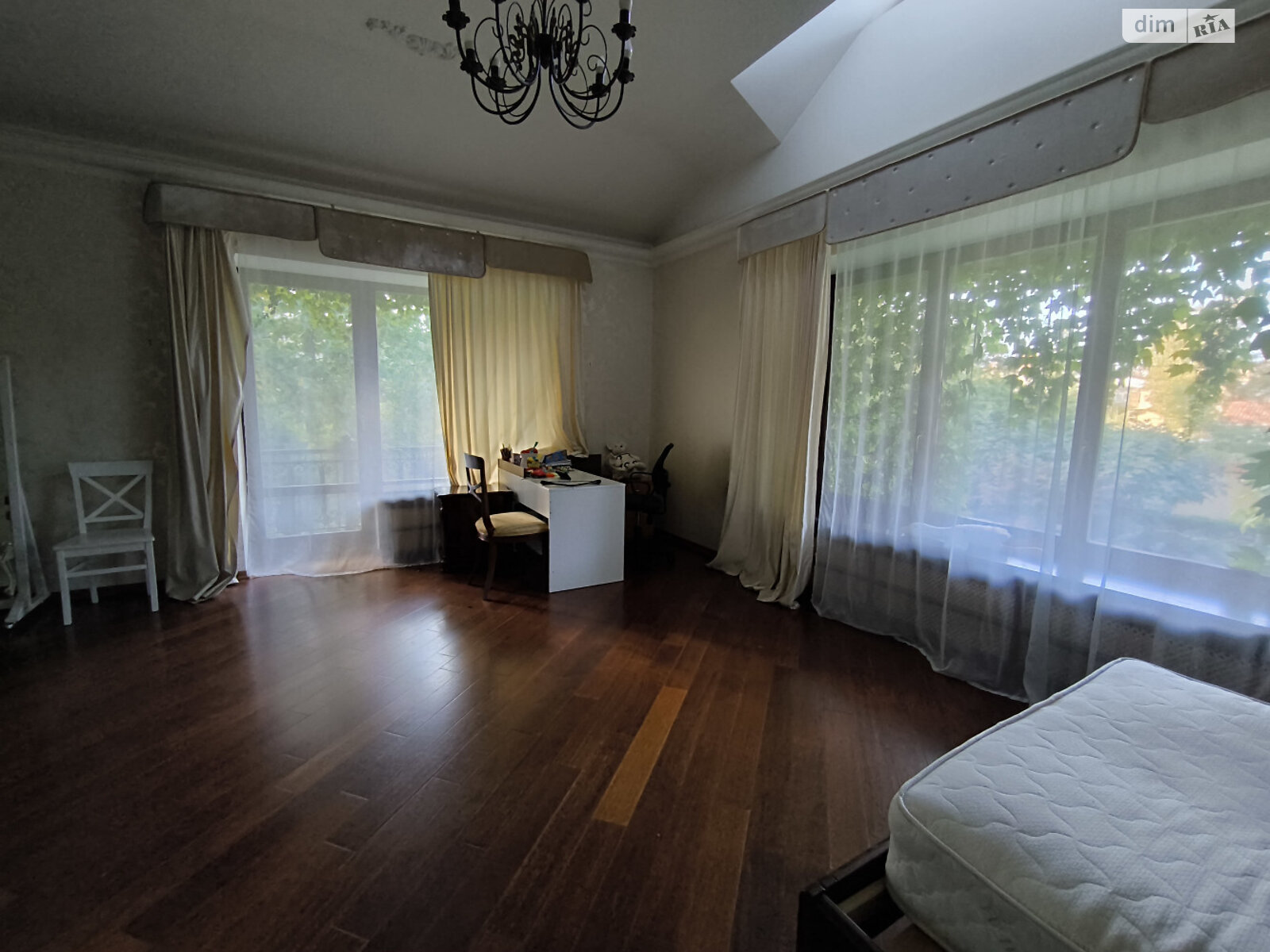 трехэтажный дом, 392 кв. м, кирпич. Продажа в Одессе район Киевский фото 1 трехэтажный дом, 392 кв. м, кирпич. Продажа в Одессе район Киевский фото 1