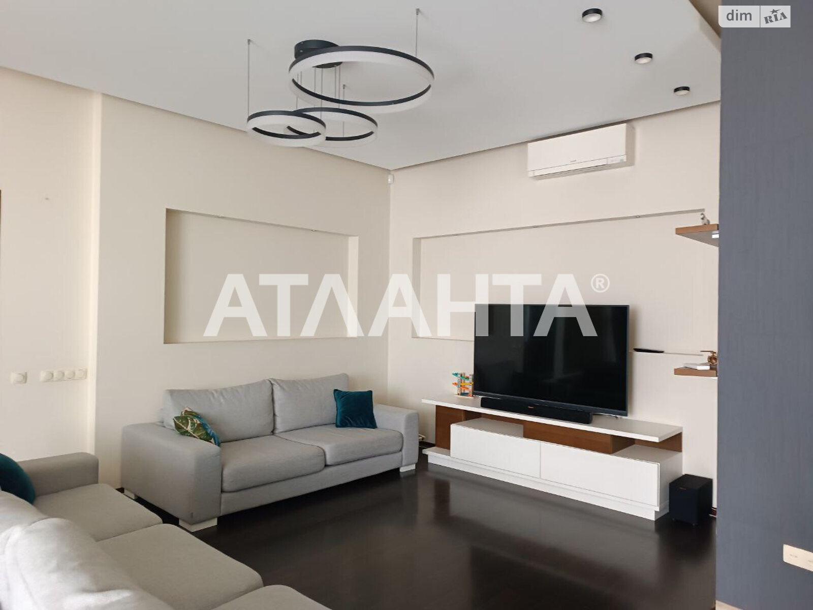 трехэтажный дом, 380 кв. м, газобетон. Продажа в Одессе район Киевский фото 1 трехэтажный дом, 380 кв. м, газобетон. Продажа в Одессе район Киевский фото 1