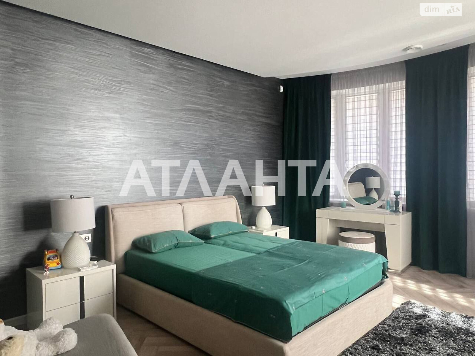 трехэтажный дом, 380 кв. м, газобетон. Продажа в Одессе район Киевский фото 1 трехэтажный дом, 380 кв. м, газобетон. Продажа в Одессе район Киевский фото 1