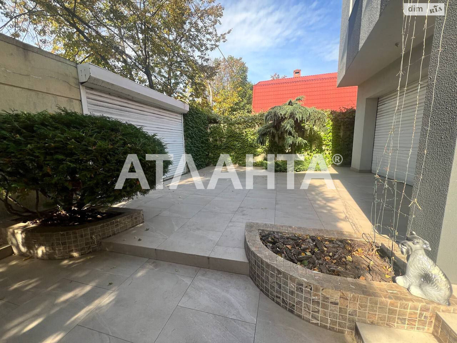 трехэтажный дом, 380 кв. м, газобетон. Продажа в Одессе район Киевский фото 1 трехэтажный дом, 380 кв. м, газобетон. Продажа в Одессе район Киевский фото 1