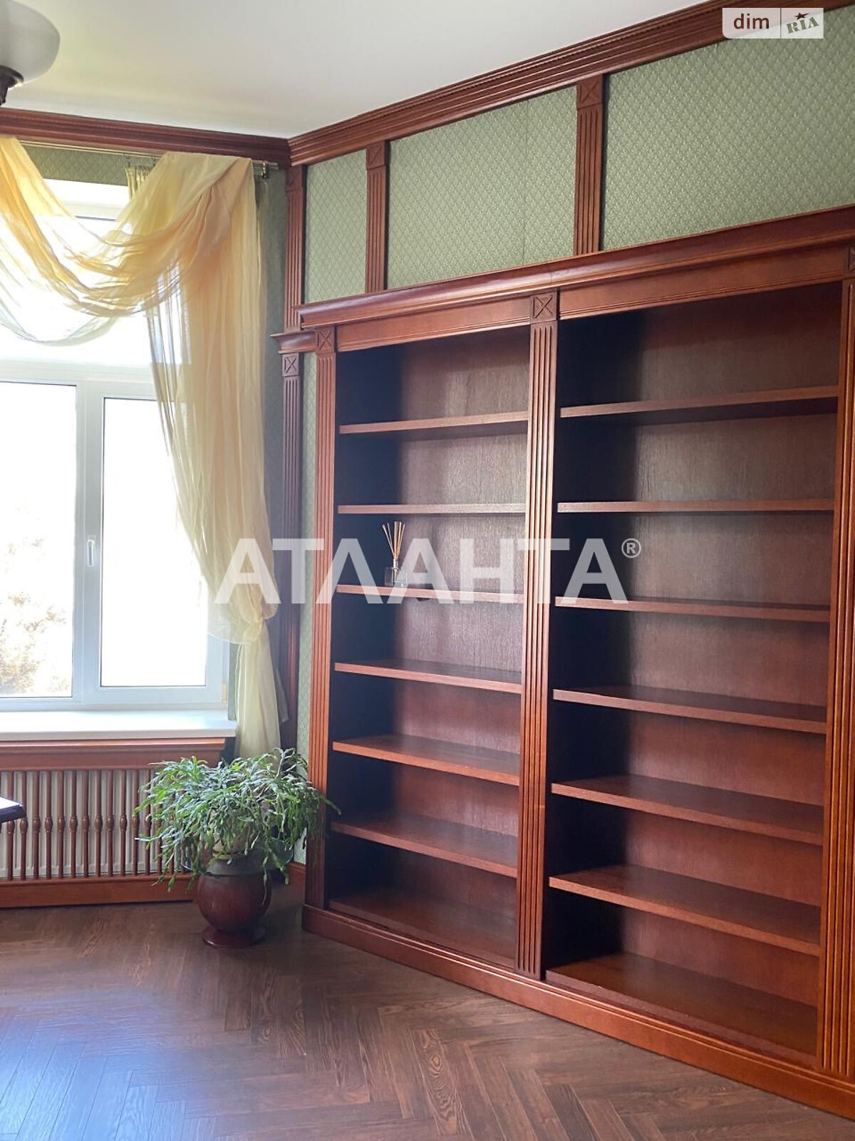 трехэтажный дом беседка, 420 кв. м, ракушечник (ракушняк). Продажа в Одессе район Киевский фото 1 трехэтажный дом беседка, 420 кв. м, ракушечник (ракушняк). Продажа в Одессе район Киевский фото 1